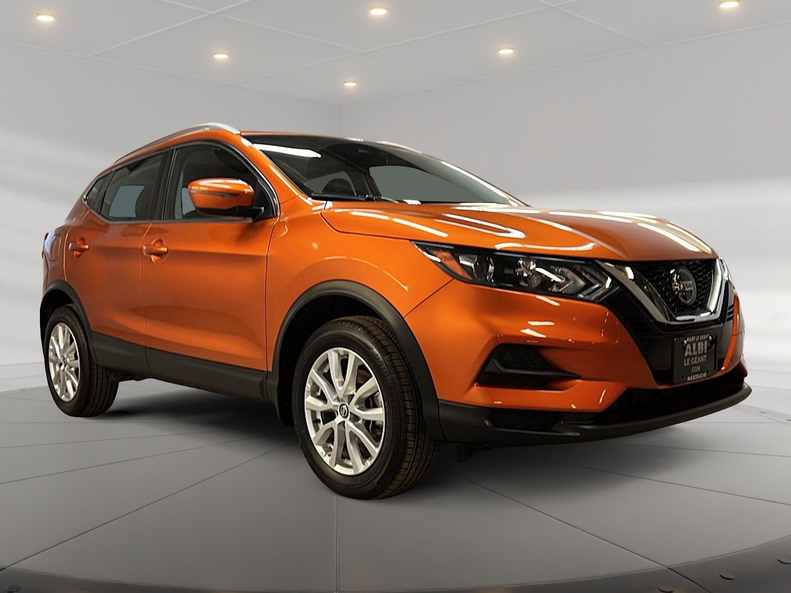 Nissan Qashqai SV TOIT 4RM 2023 - image #3