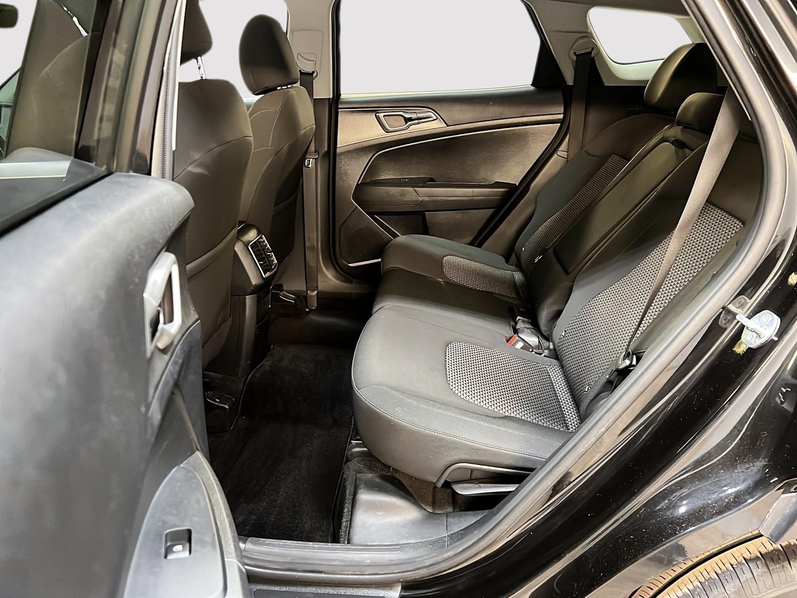 Kia Sportage LX 2023 - image #9