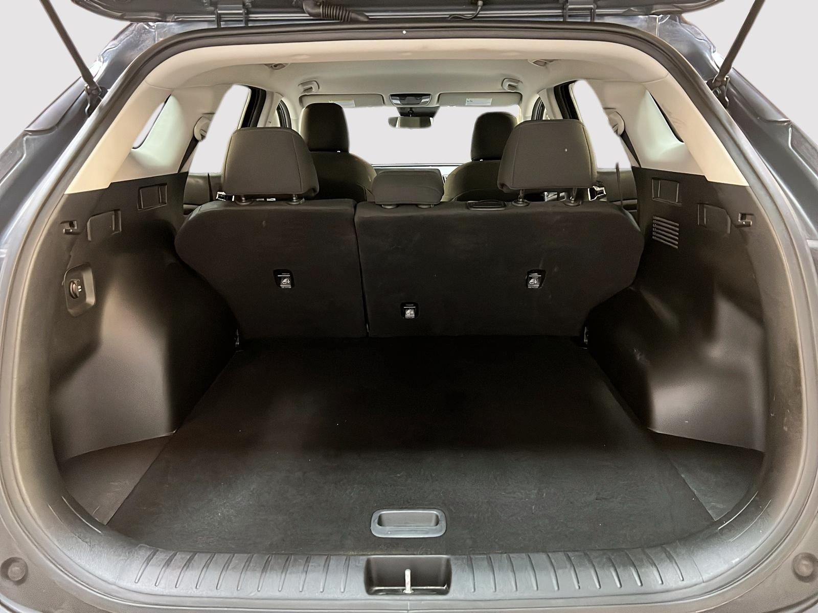 Kia Sportage 2023 - Image #12