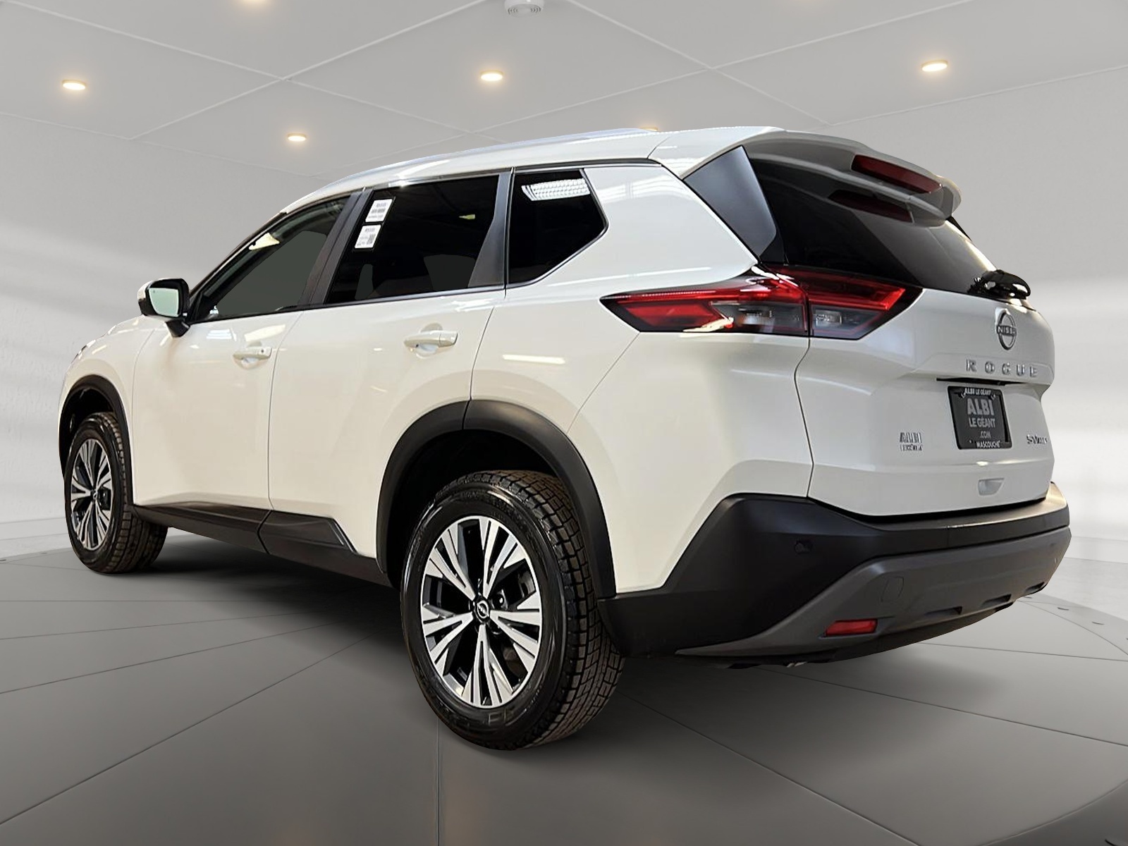 Nissan Rogue SV TOIT PANO 4RM 2023 — photo 6