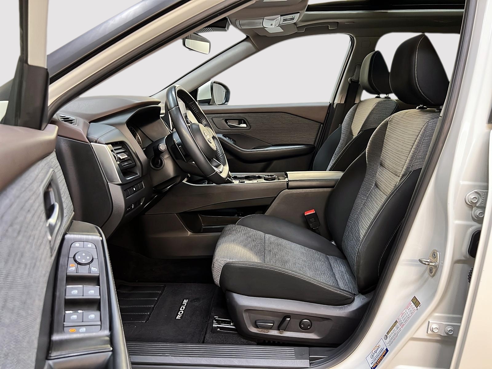 Nissan Rogue SV TOIT PANO 4RM 2023 — photo 7