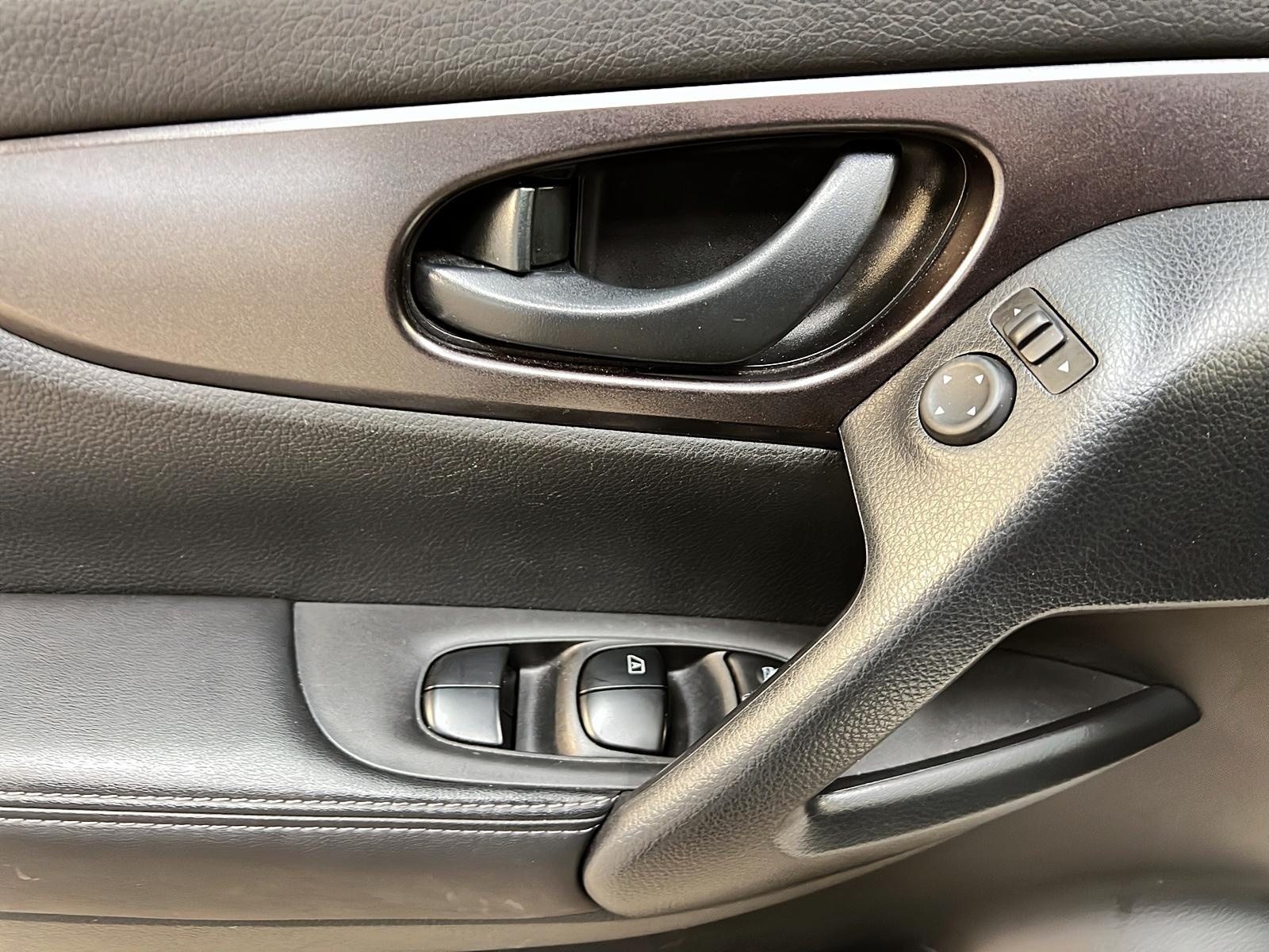 Nissan Qashqai S 2023 - image #21