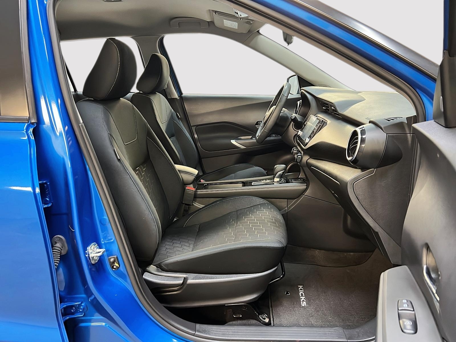 Nissan Kicks SV 2024 - image #8