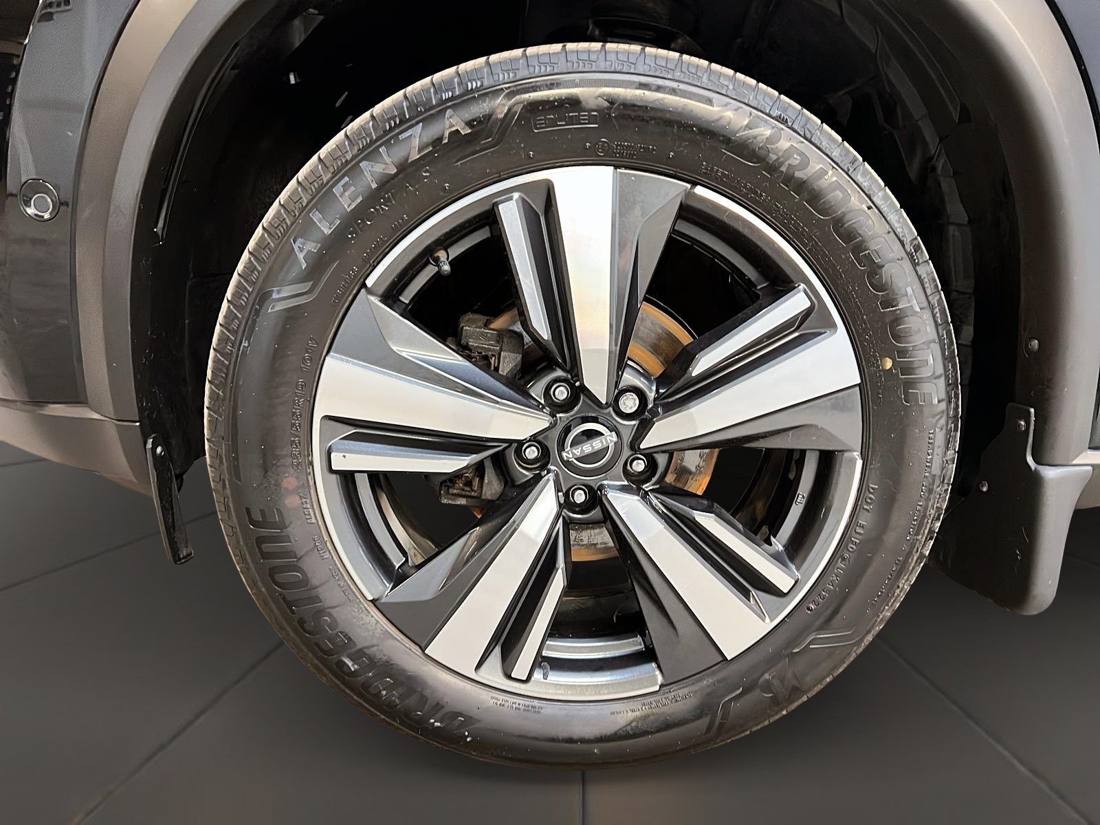 Nissan Rogue 2023 - Image #30