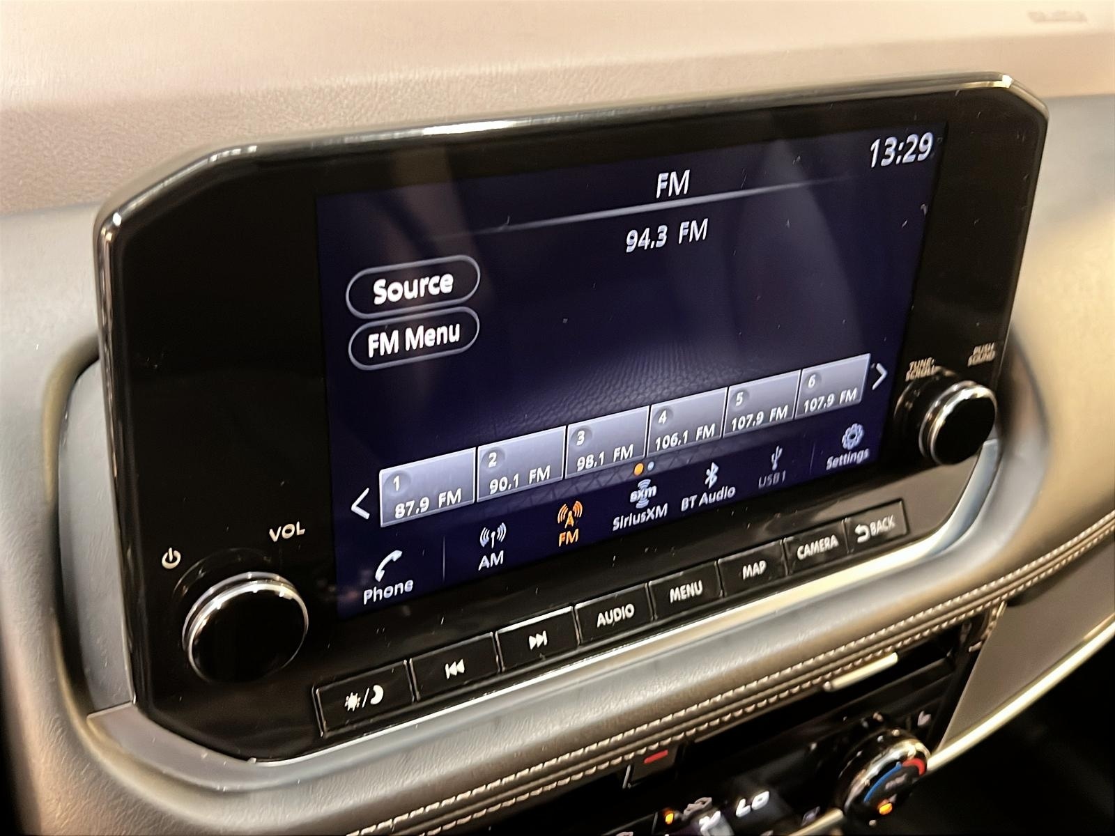 Nissan Rogue 2023 - Image #18