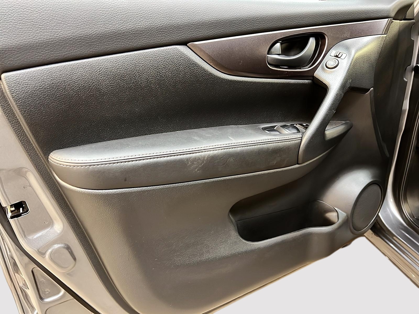 Nissan Qashqai S 4RM 2023 - image #22