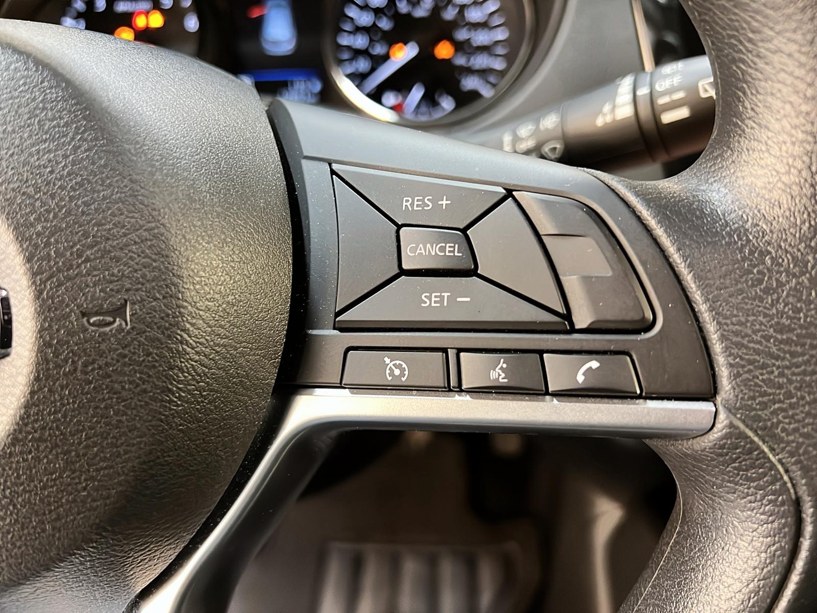 Nissan Qashqai S 4RM 2023 - image #18