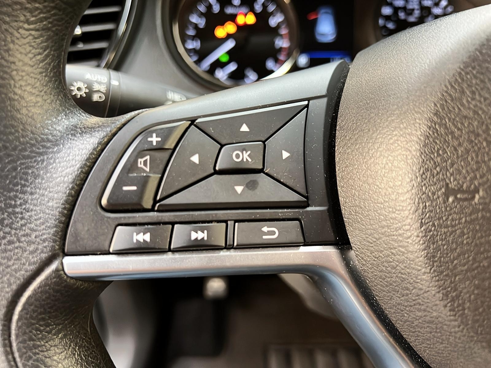 Nissan Qashqai S 4RM 2023 - image #19