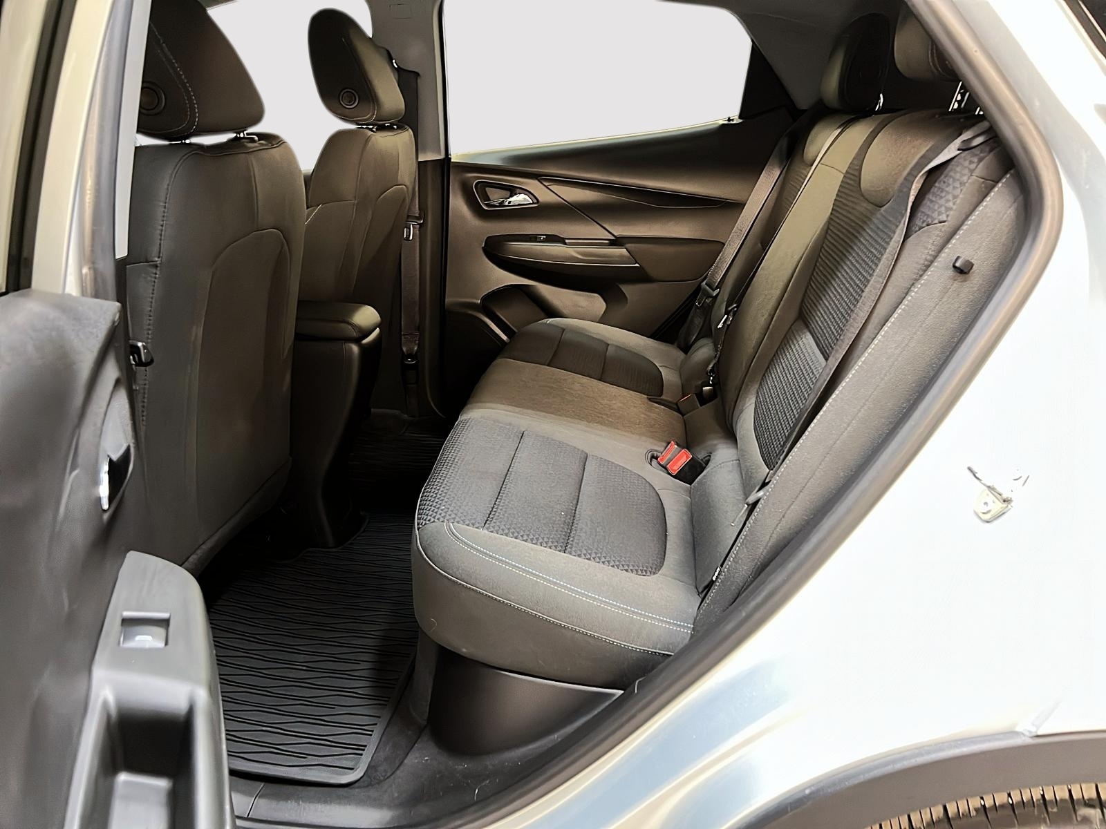 Chevrolet Bolt EV 2023 - Image #9