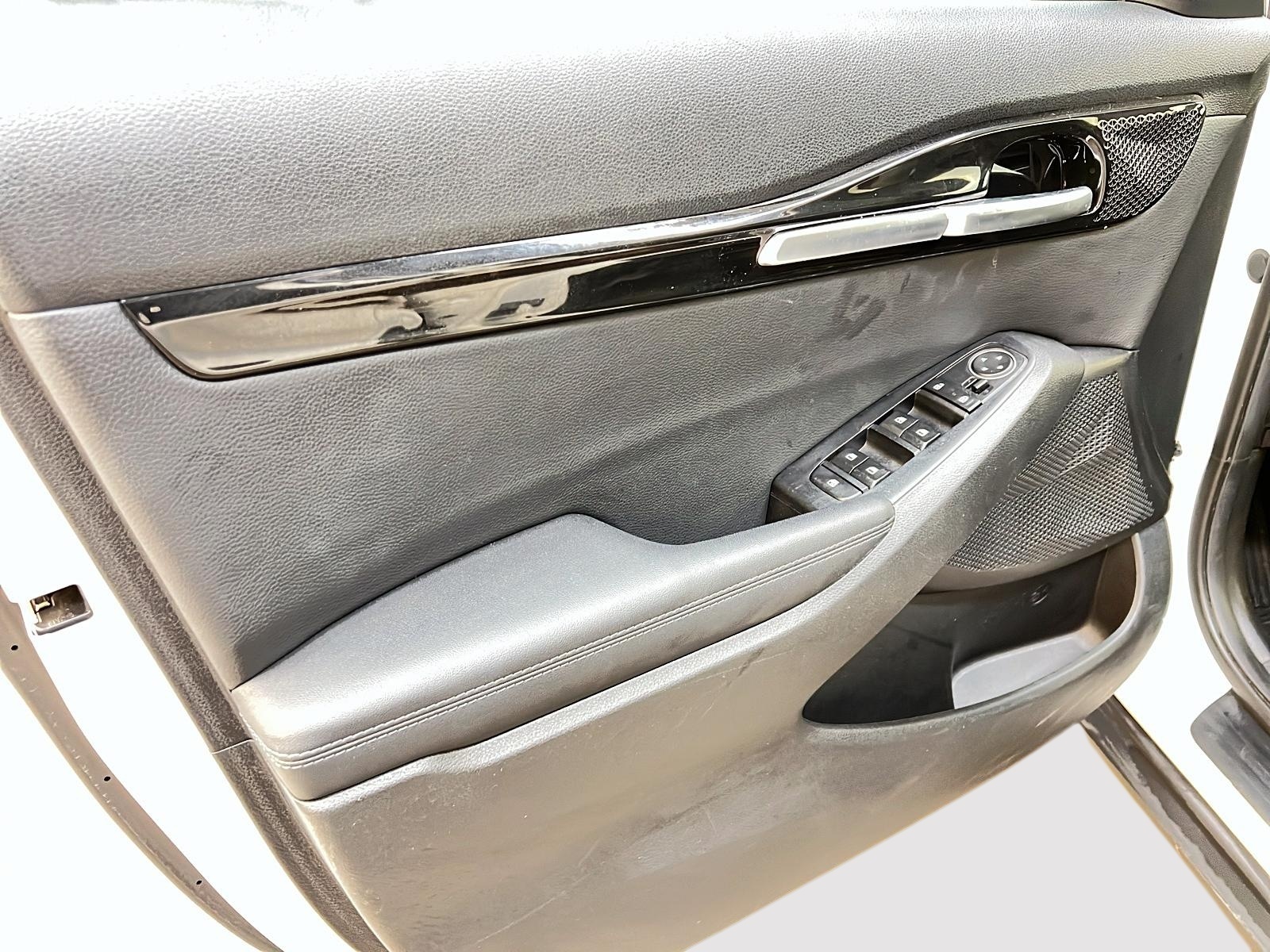 Kia SELTOS EX PREMIUM CUIR TOIT NAV 4RM 2022 - image #24