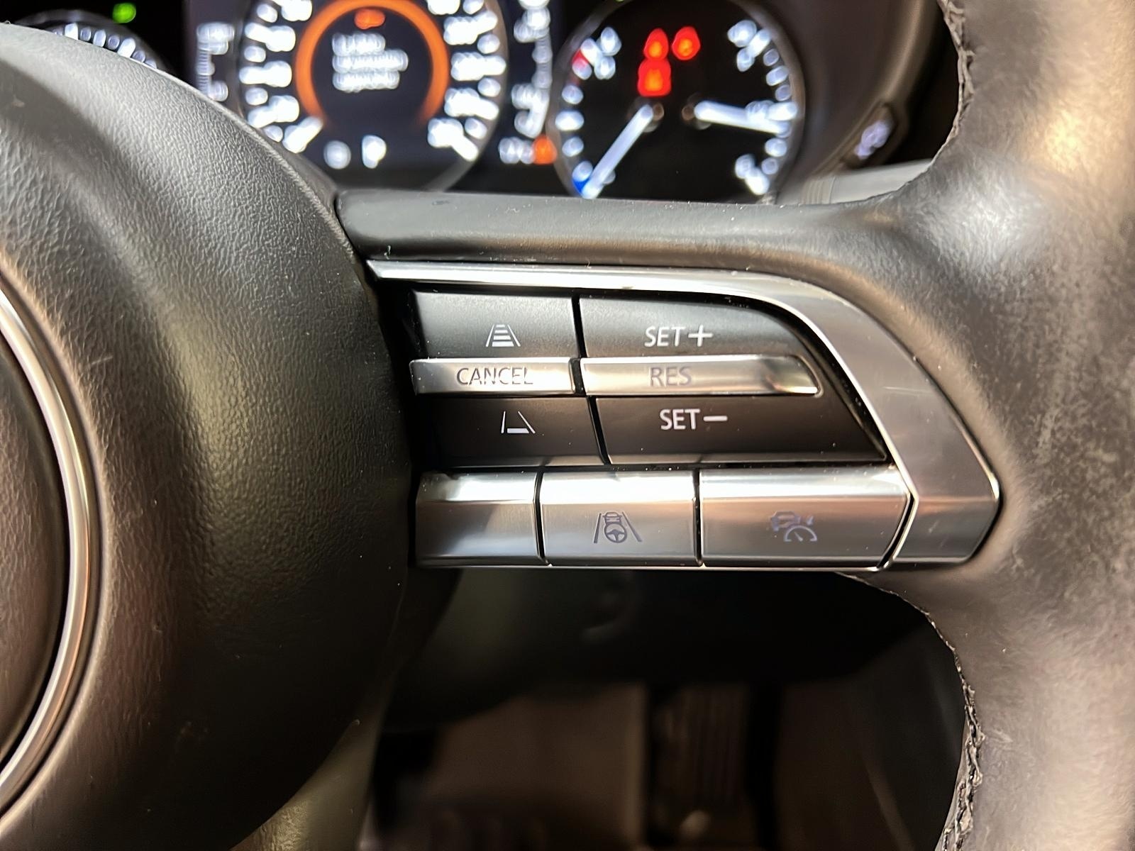 Mazda Mazda3 GT CUIR TOIT NAV 4RM 2022 - image #20