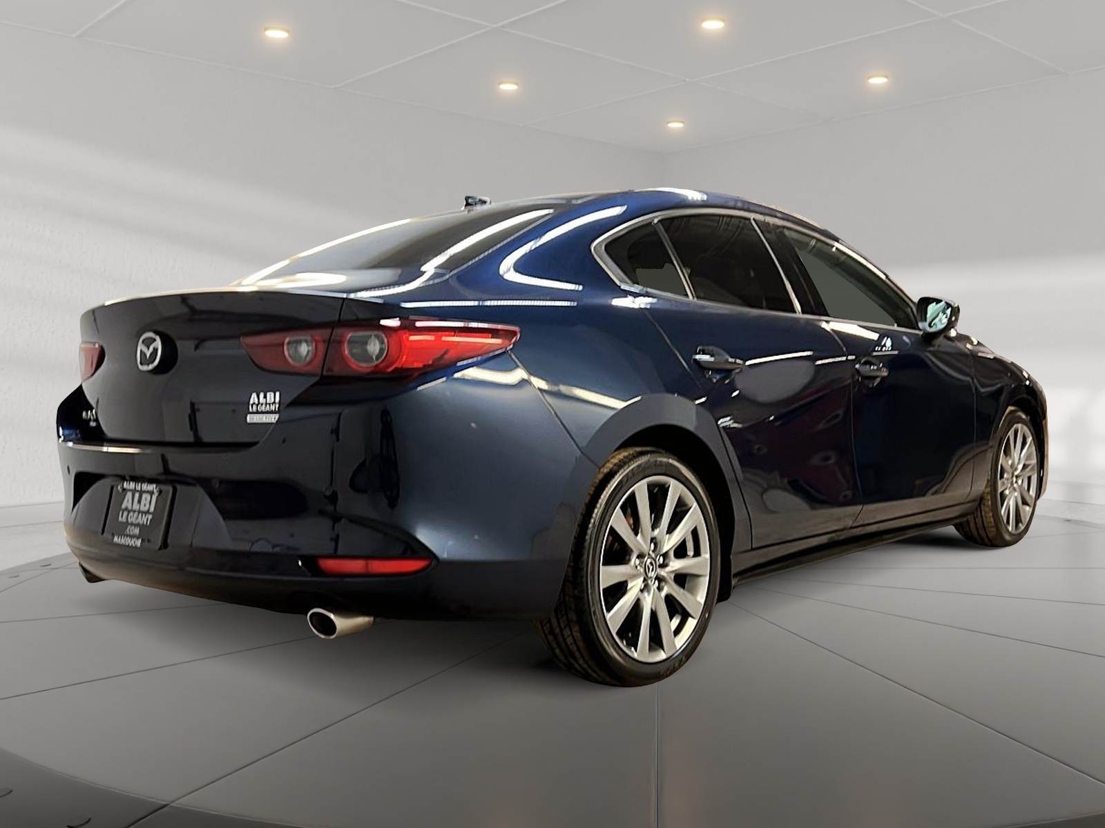 Mazda Mazda3 GT CUIR TOIT NAV 4RM 2022 - image #4