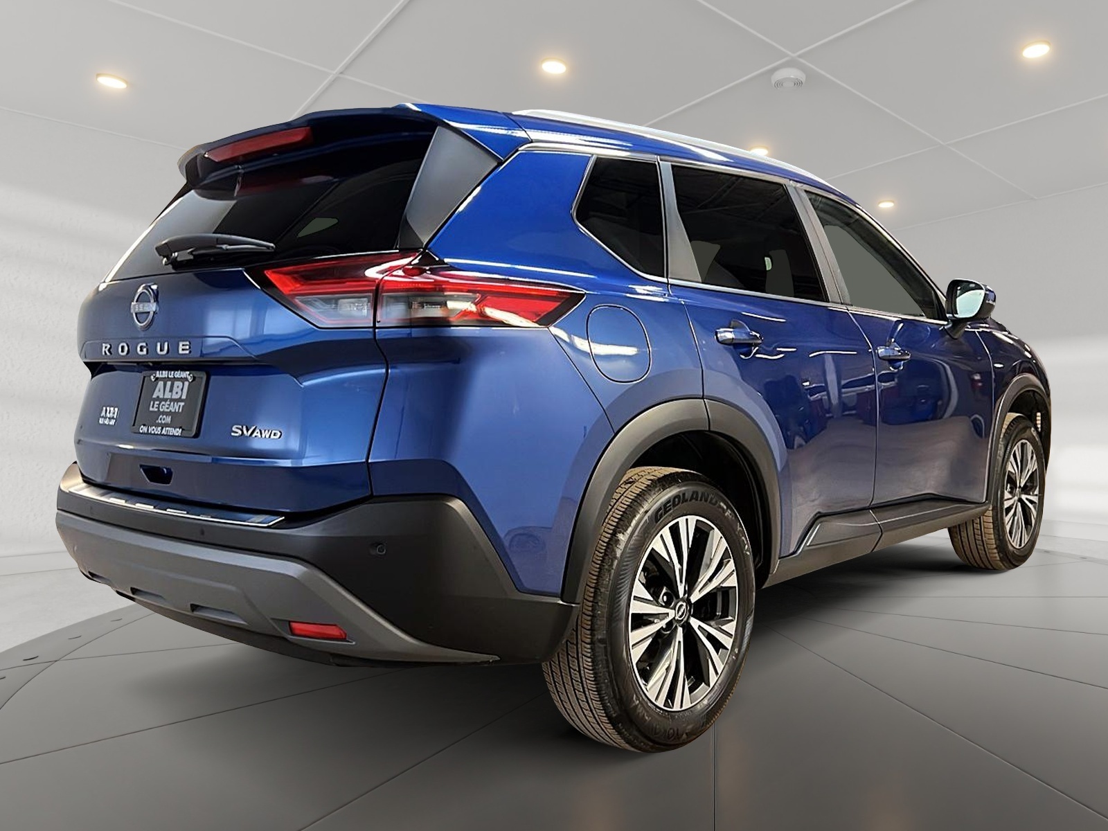 Nissan Rogue SV TOIT PANO 4RM 2023 — photo 4