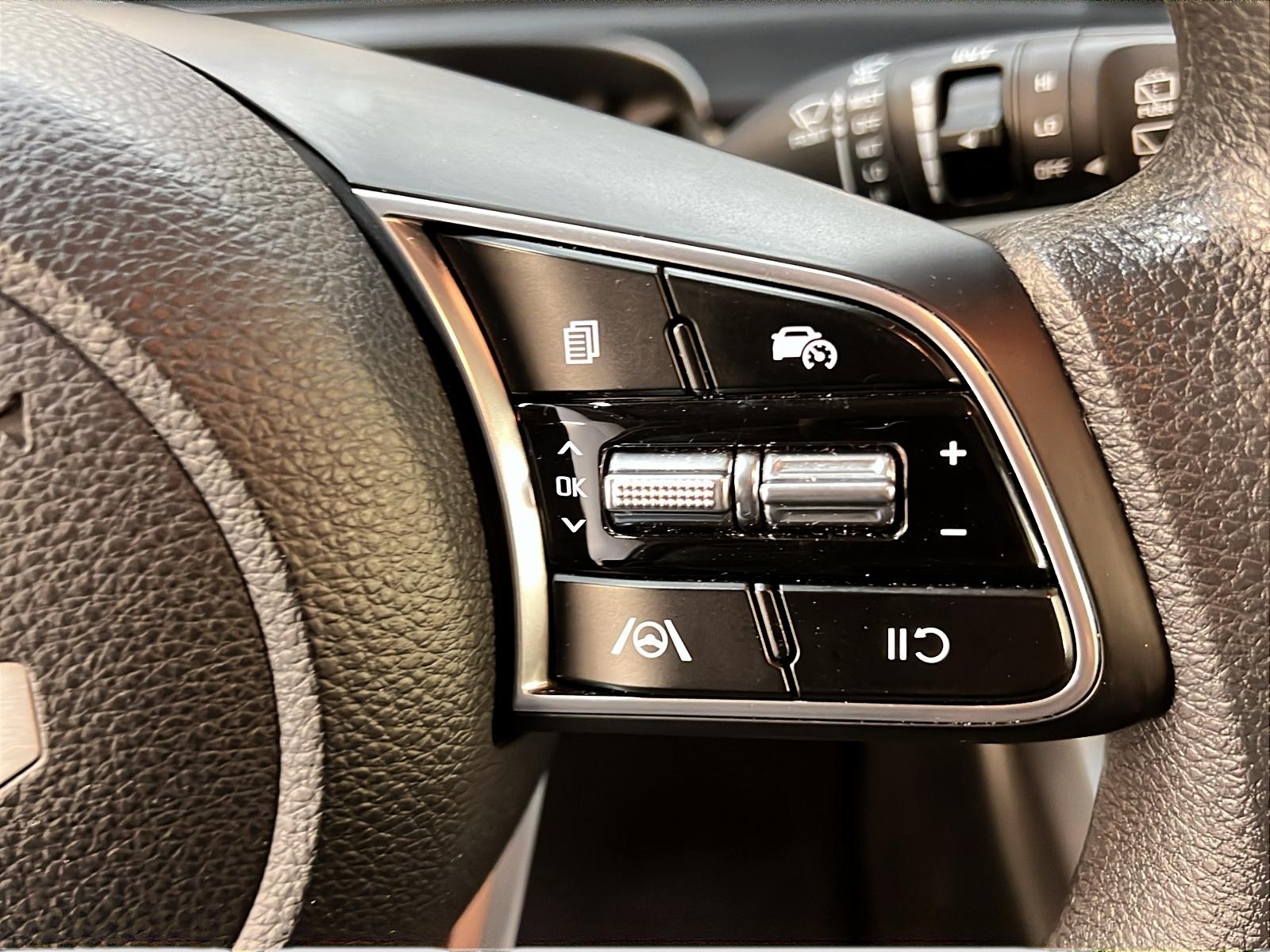 Kia SELTOS LX 4RM 2024 - image #17