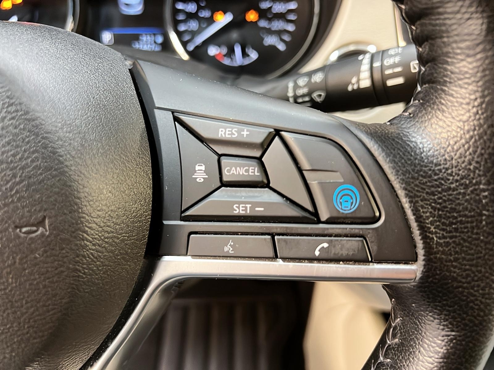 Nissan Qashqai SL CUIR TOIT NAV 4RM 2023 - image #20