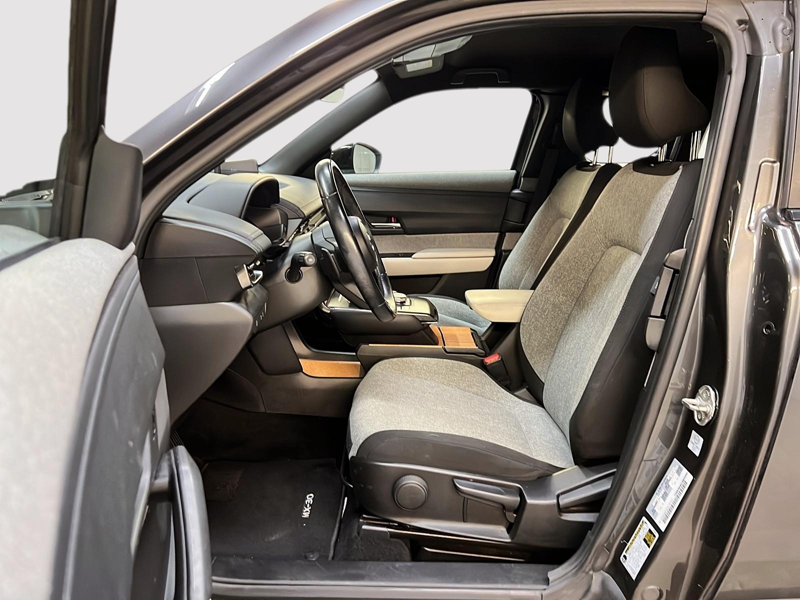 Mazda MX-30 2022 - Image #7