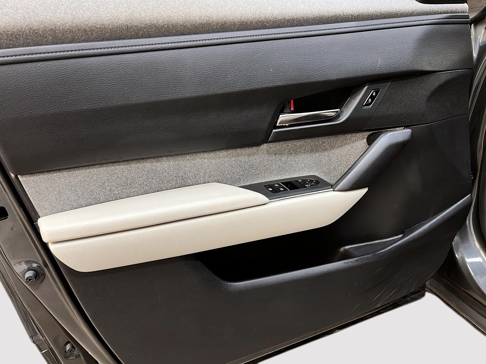 Mazda MX-30 GS NAV 2022 - image #24