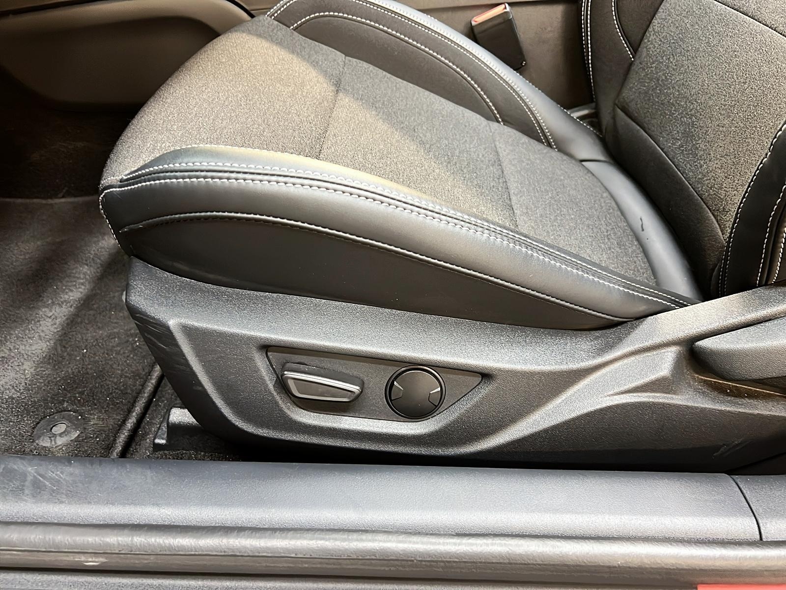 Ford Mustang ECOBOOST CONVERTIBLE 2024 - image #26