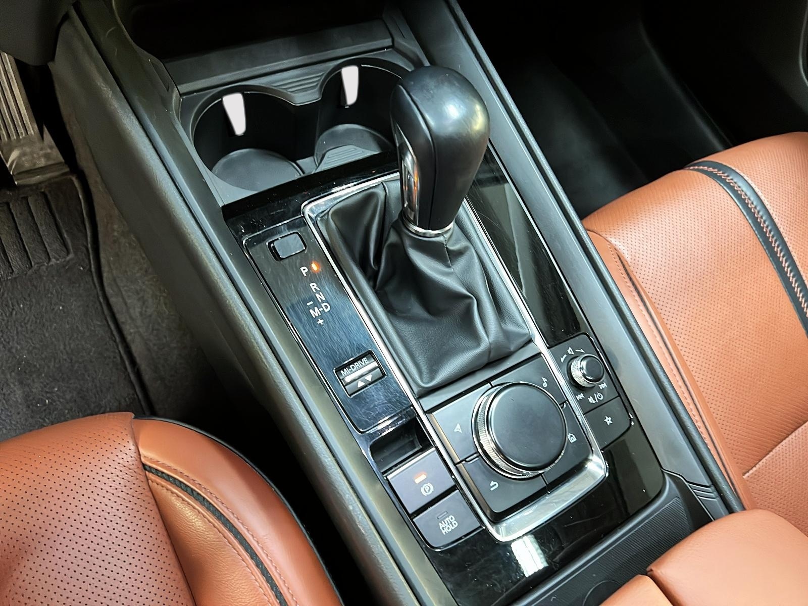 Mazda CX-50 GT TURBO CUIR TOIT PANO NAV 4RM 2024 - image #16