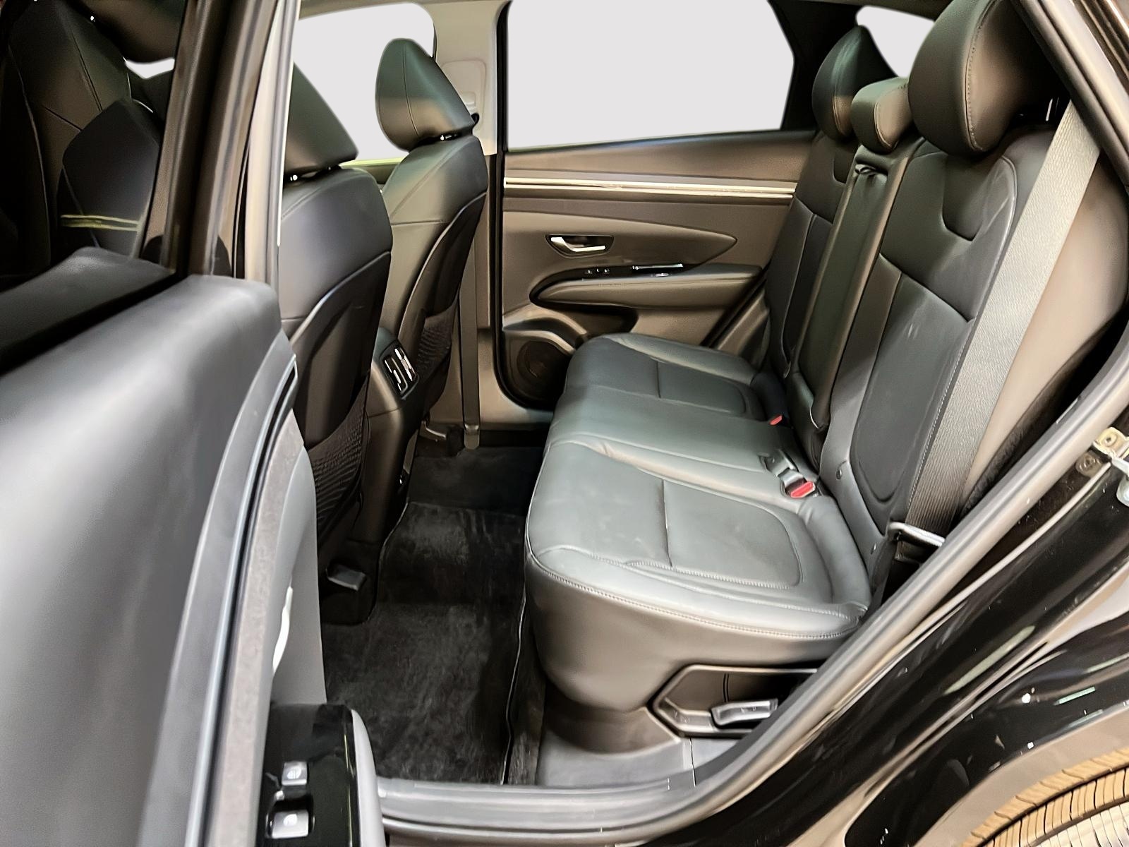 Hyundai Tucson LUXURY HYBRID CUIR TOIT PANO NAV 4RM 2024 - image #9