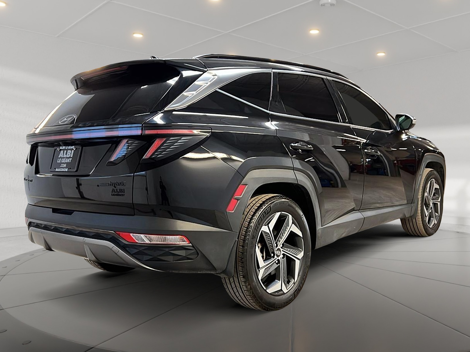 Hyundai Tucson LUXURY HYBRID CUIR TOIT PANO NAV 4RM 2024 - image #4