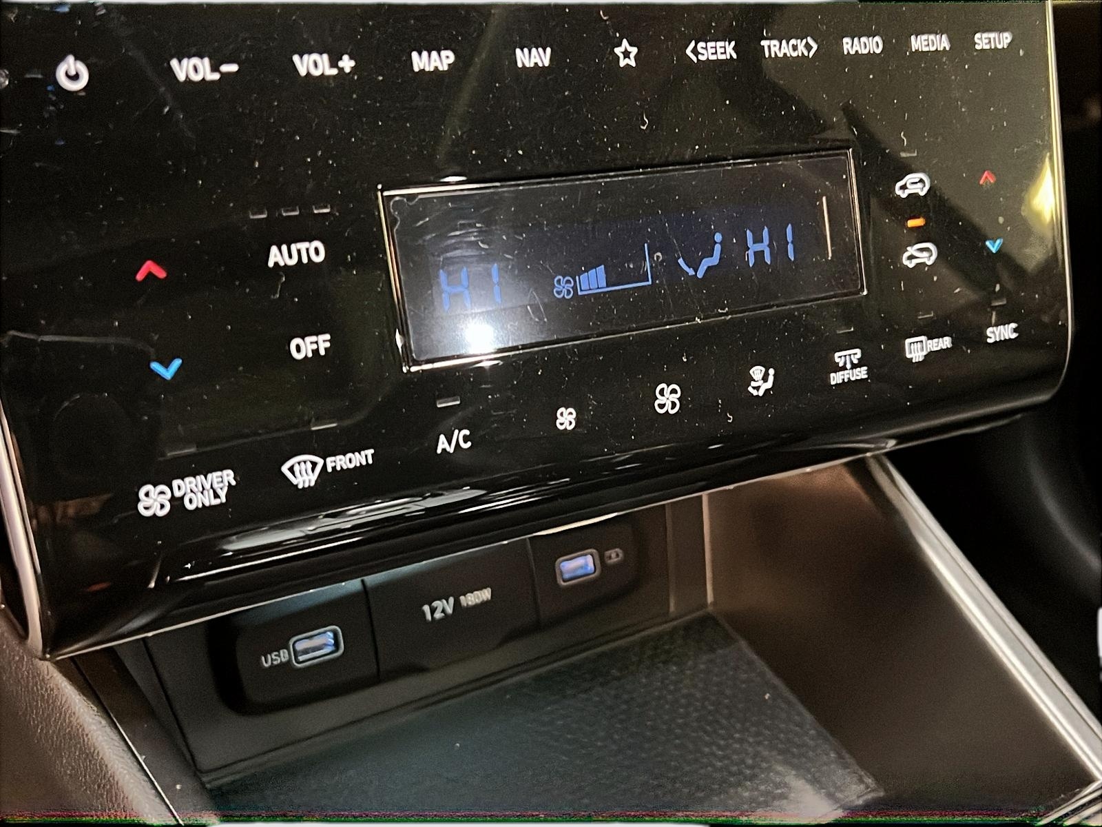 Hyundai Tucson LUXURY HYBRID CUIR TOIT PANO NAV 4RM 2024 - image #16