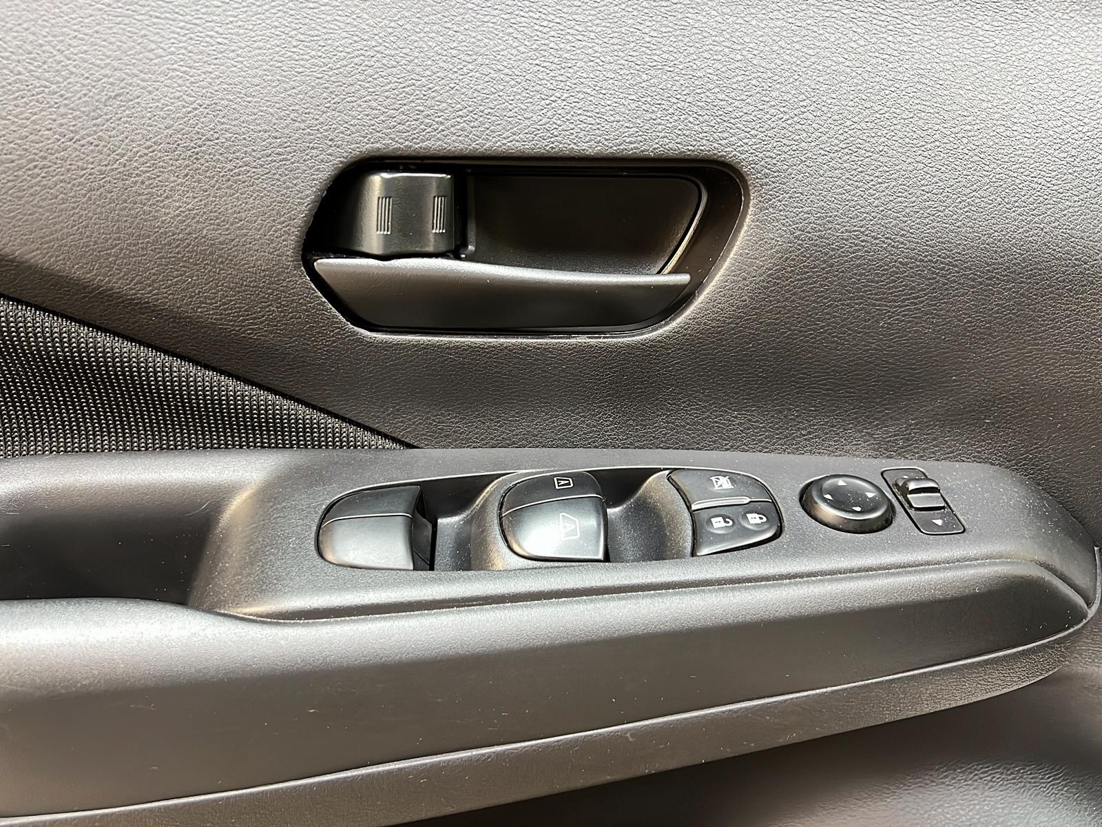 Nissan Kicks S 2024 - image #21