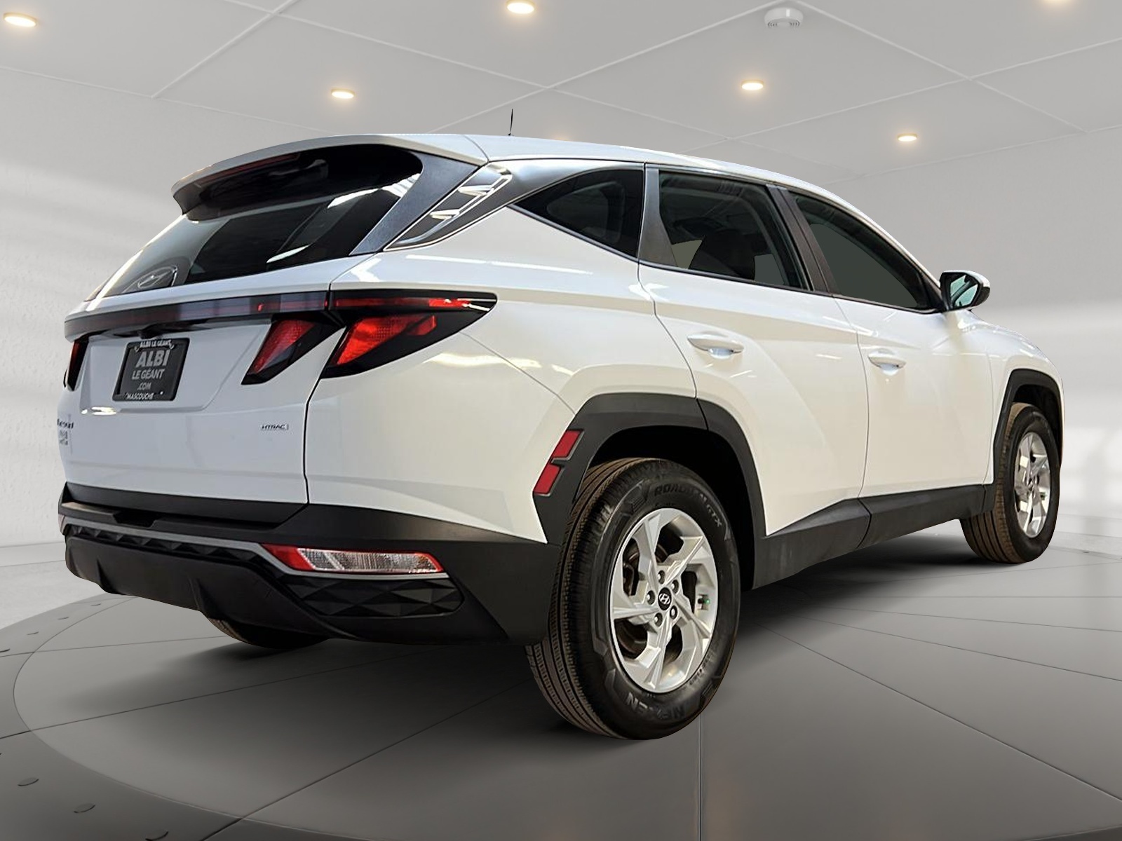 Hyundai Tucson ESSENTIEL 4RM 2023 - image #4