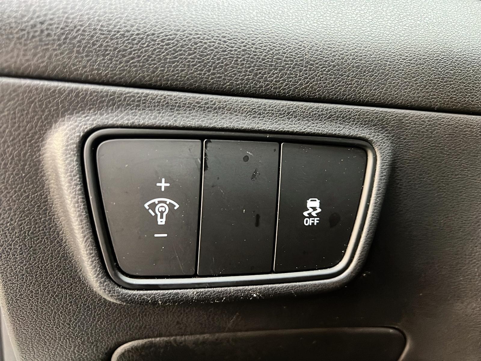 Hyundai Tucson ESSENTIEL 4RM 2023 - image #19