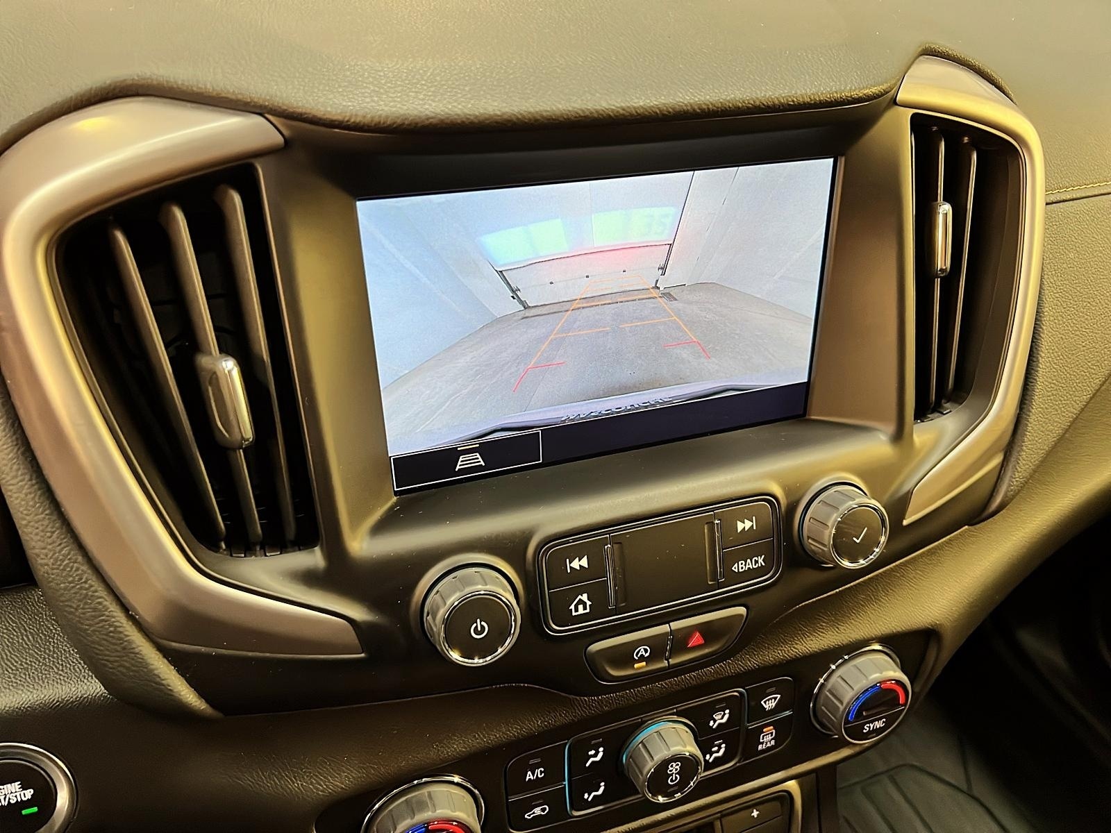 GMC Terrain 2024 - Image #17