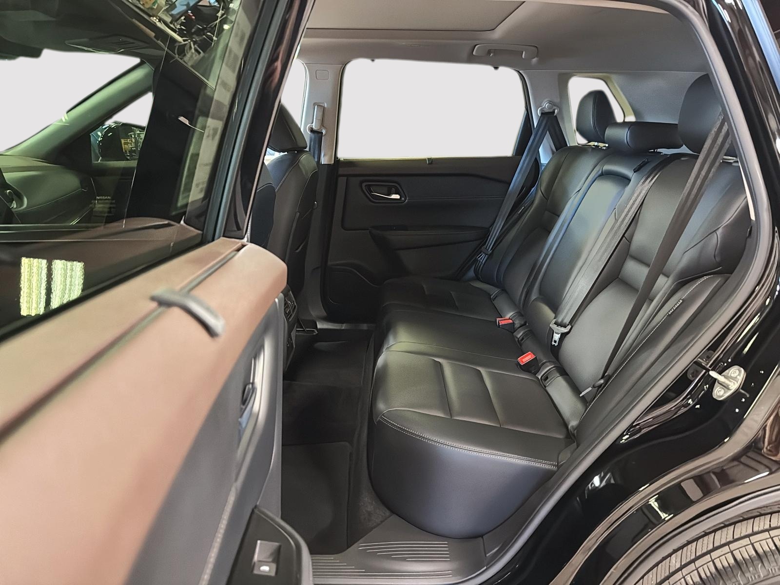 Nissan Rogue 2023 - Image #9