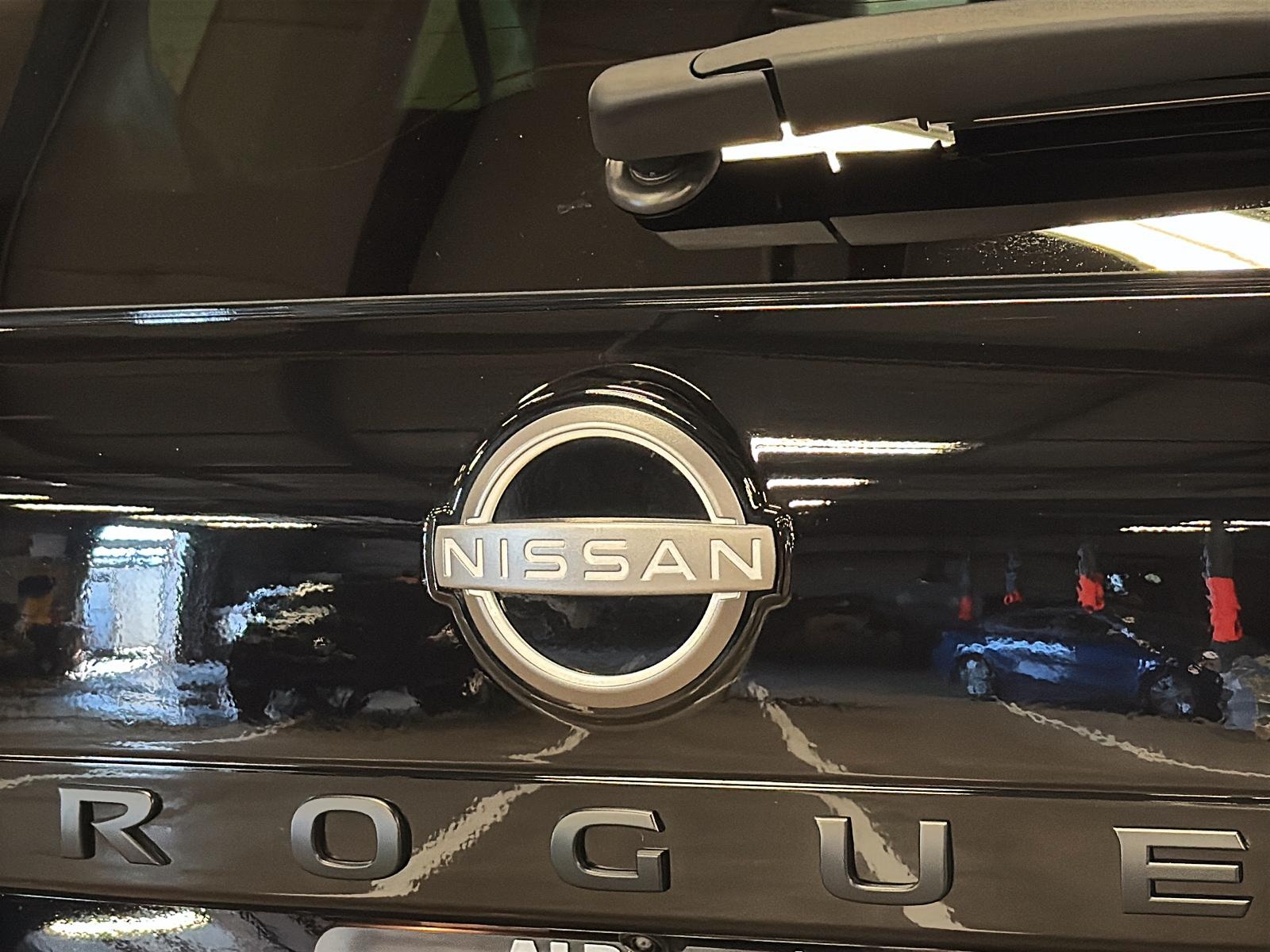 Nissan Rogue SV MIDNIGHT CUIR TOIT PANO 4RM 2023 - image #29