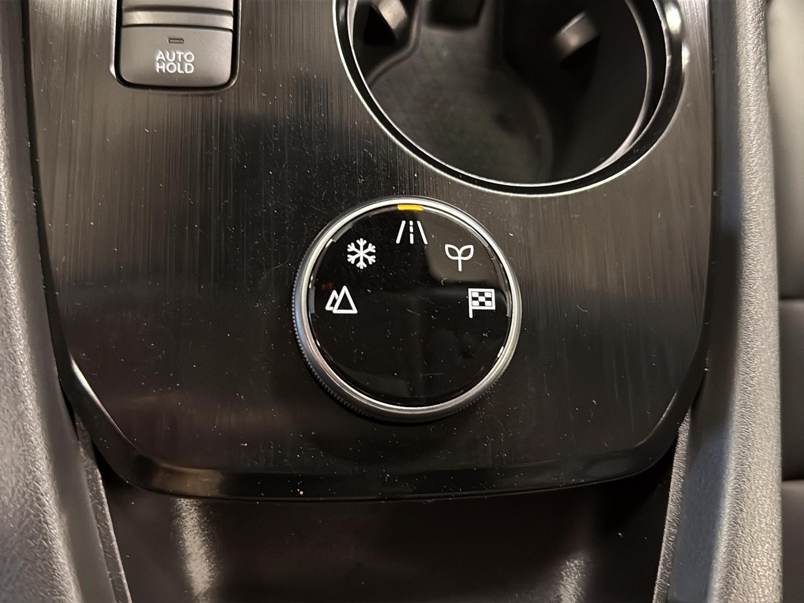 Nissan Rogue 2023 - Image #18