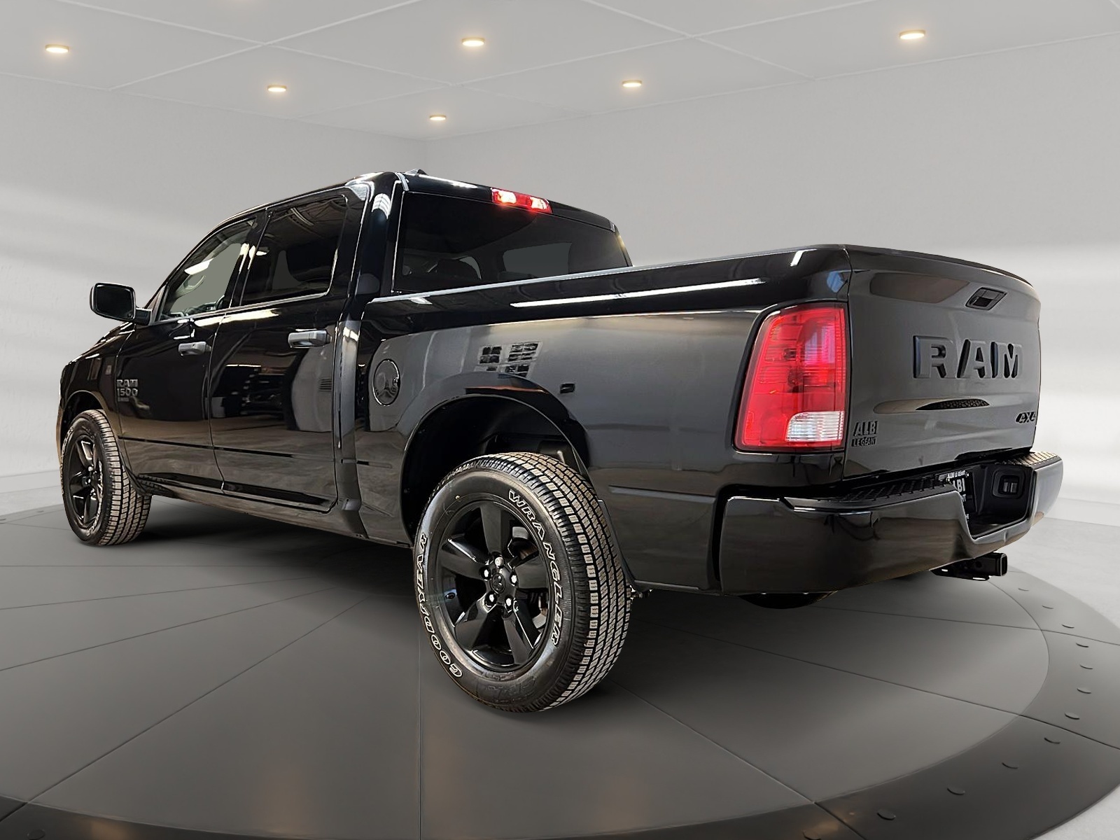 RAM 1500 Classic 2023 - Image #6