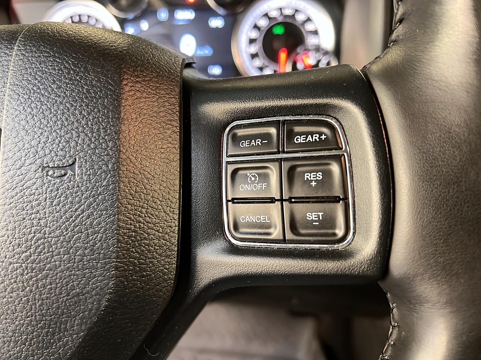 RAM 1500 Classic 2023 - Image #17