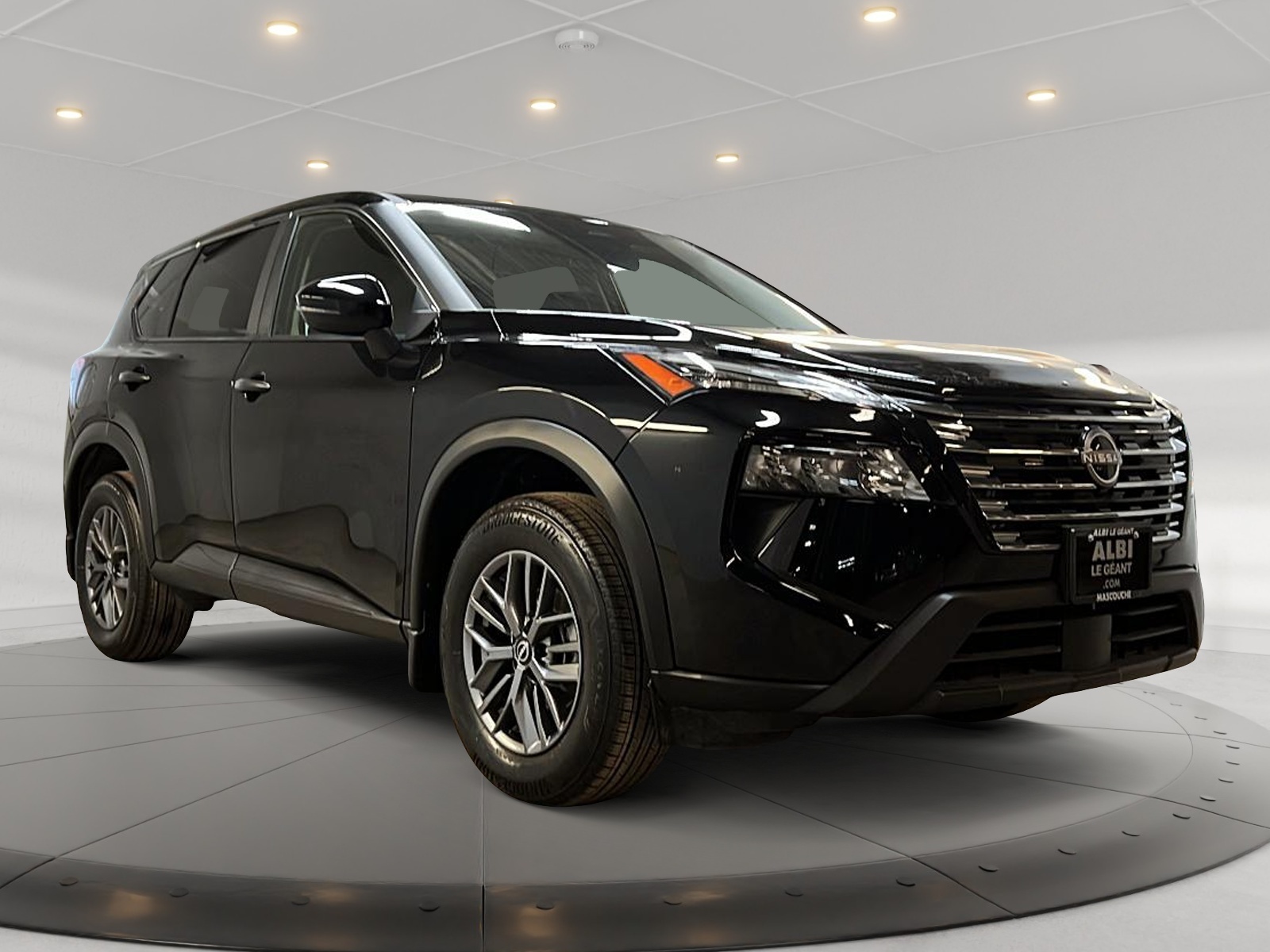 Nissan Rogue S 4RM 2024 - image #3