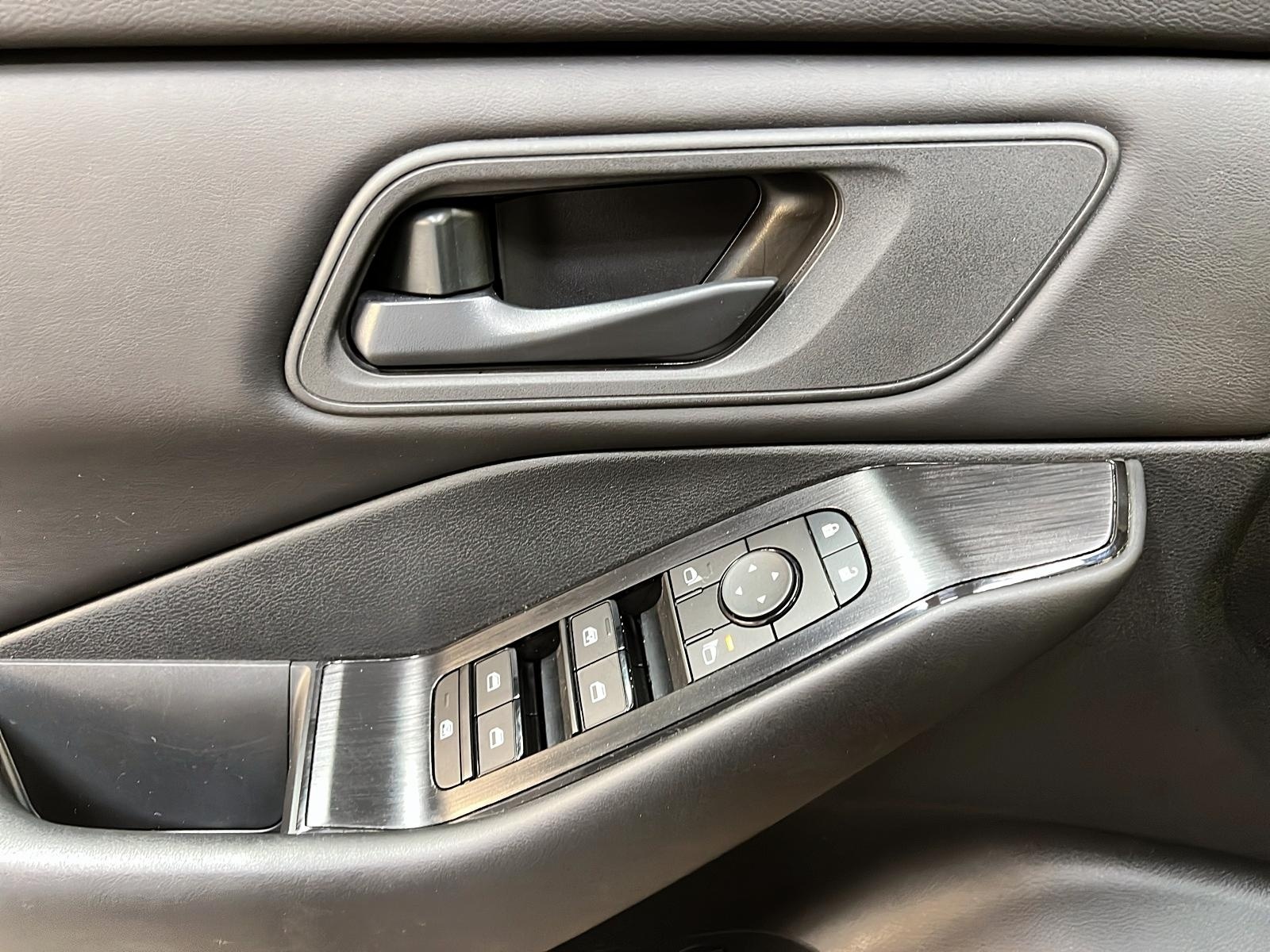 Nissan Rogue S 4RM 2024 - image #21