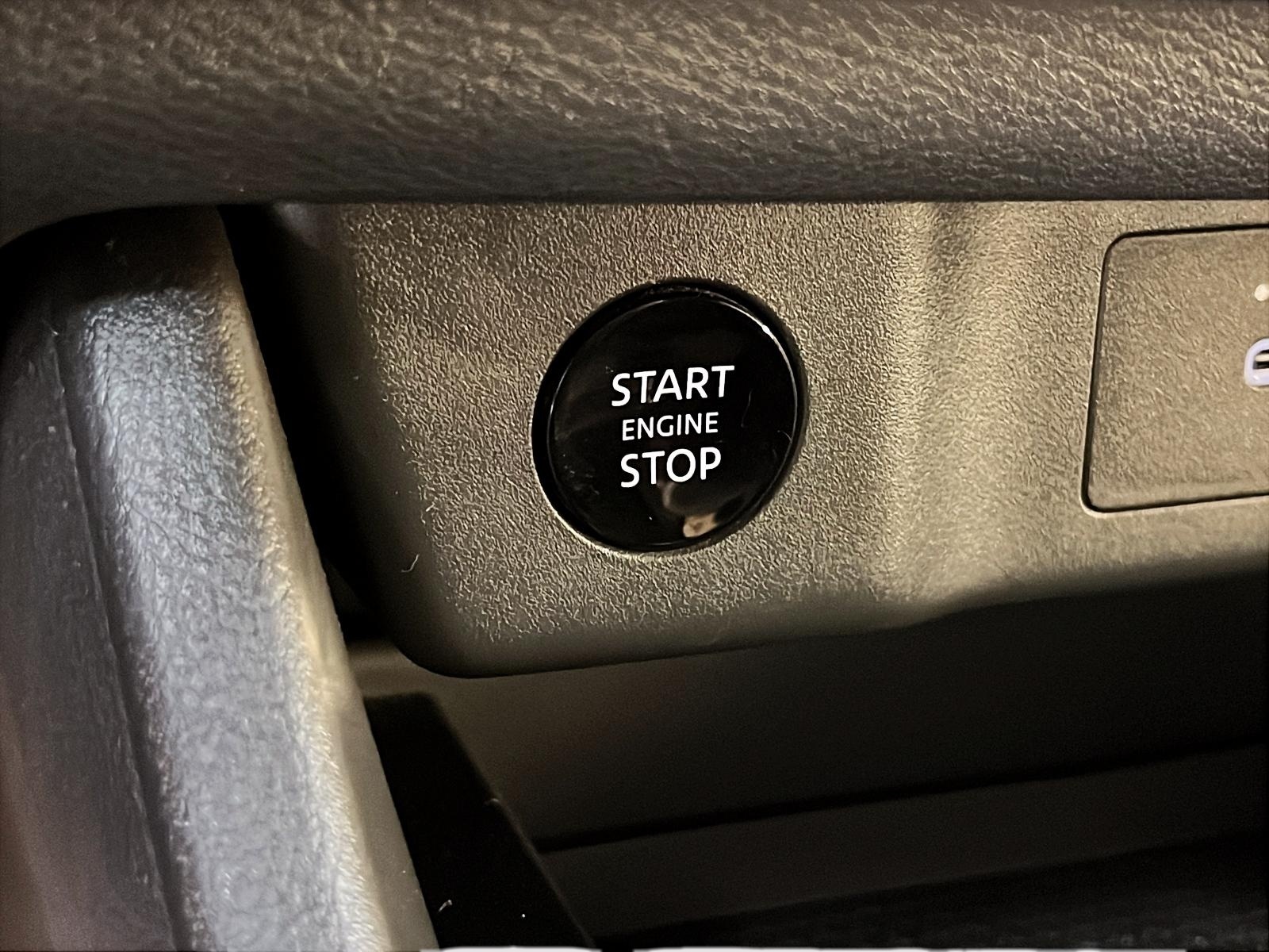 Nissan Rogue S 4RM 2024 - image #17