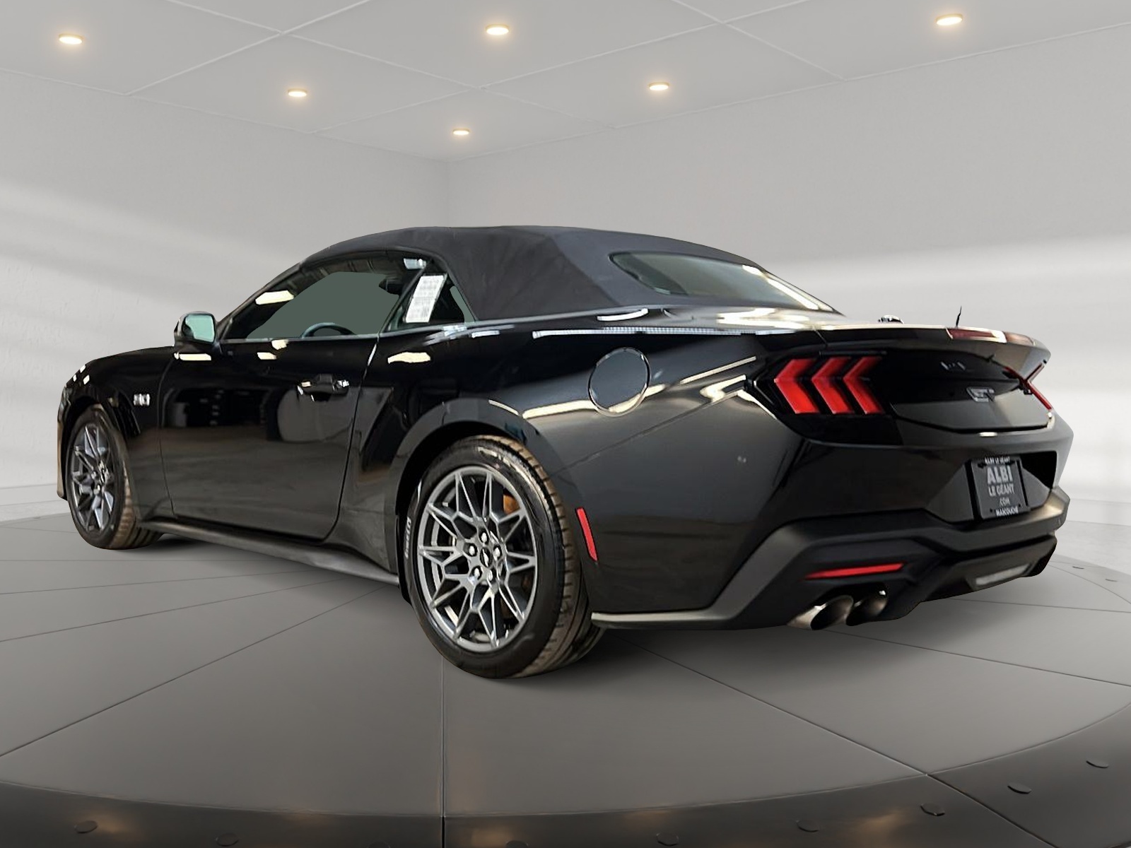 Ford Mustang 2024 - Image #7