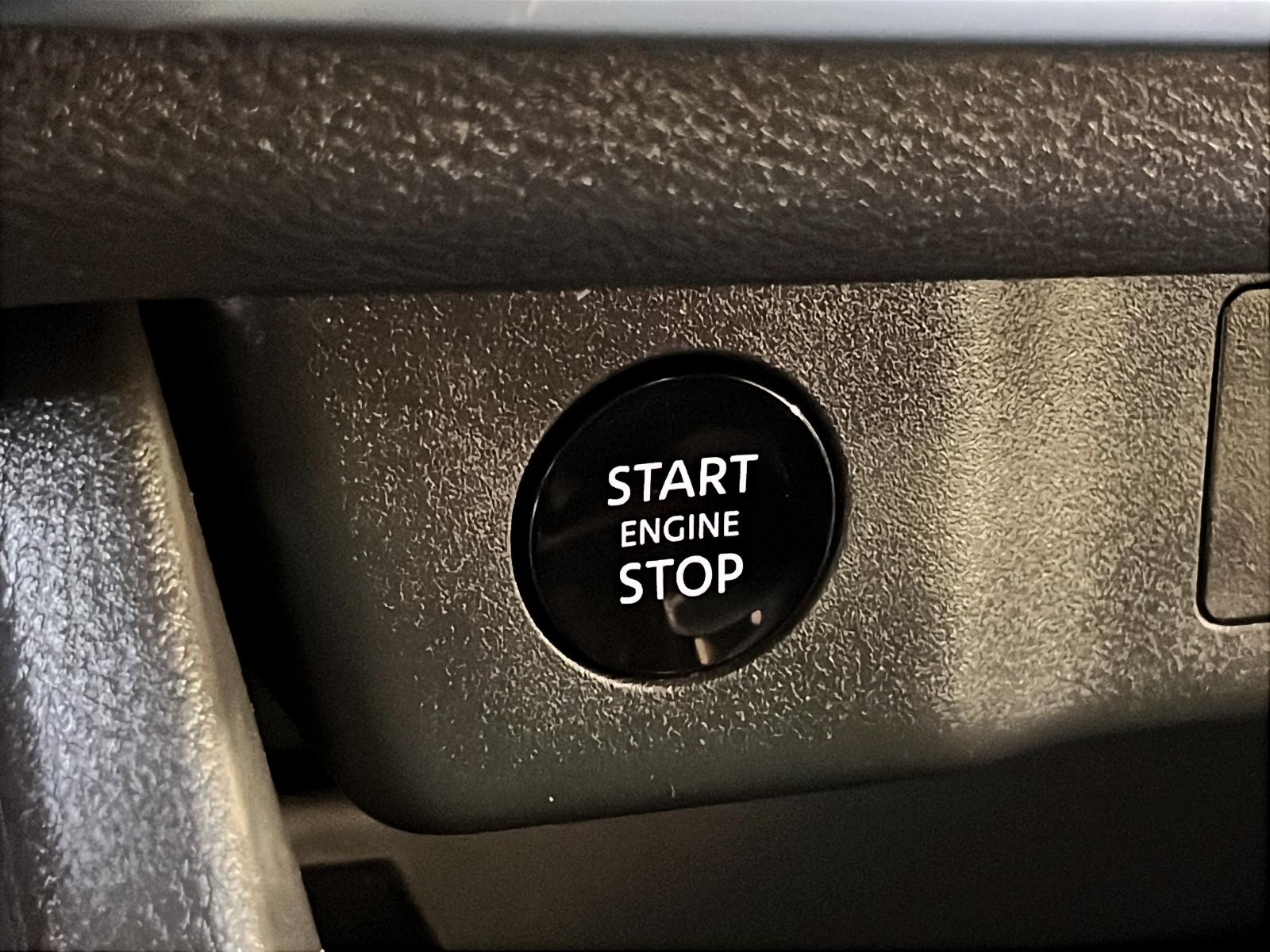 Nissan Rogue S 4RM 2025 - image #17