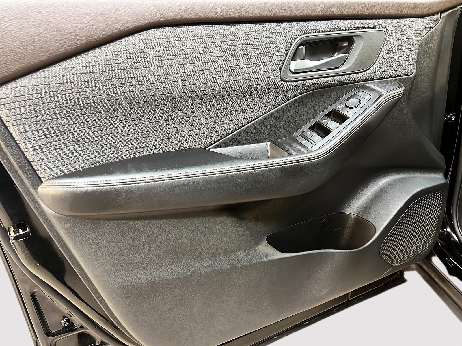 Nissan Rogue SV TOIT PANO 4RM 2023 - image #23