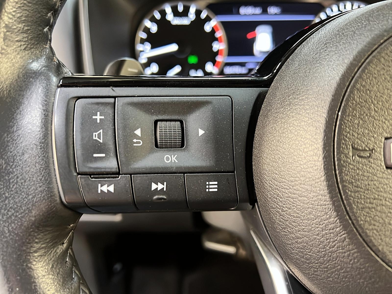 Nissan Rogue SV TOIT PANO 4RM 2023 - image #20