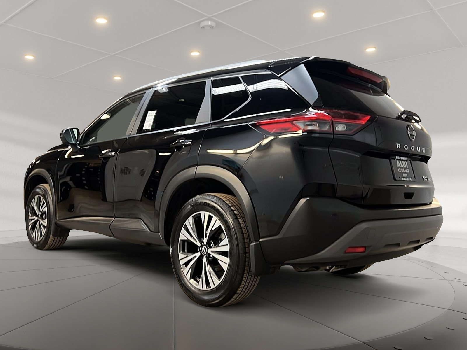 Nissan Rogue SV TOIT PANO 4RM 2023 - image #6