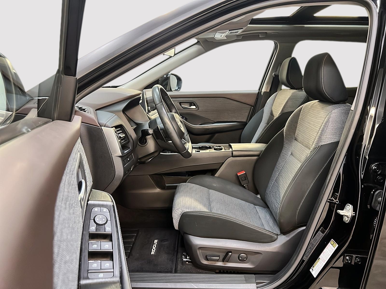 Nissan Rogue SV TOIT PANO 4RM 2023 - image #7