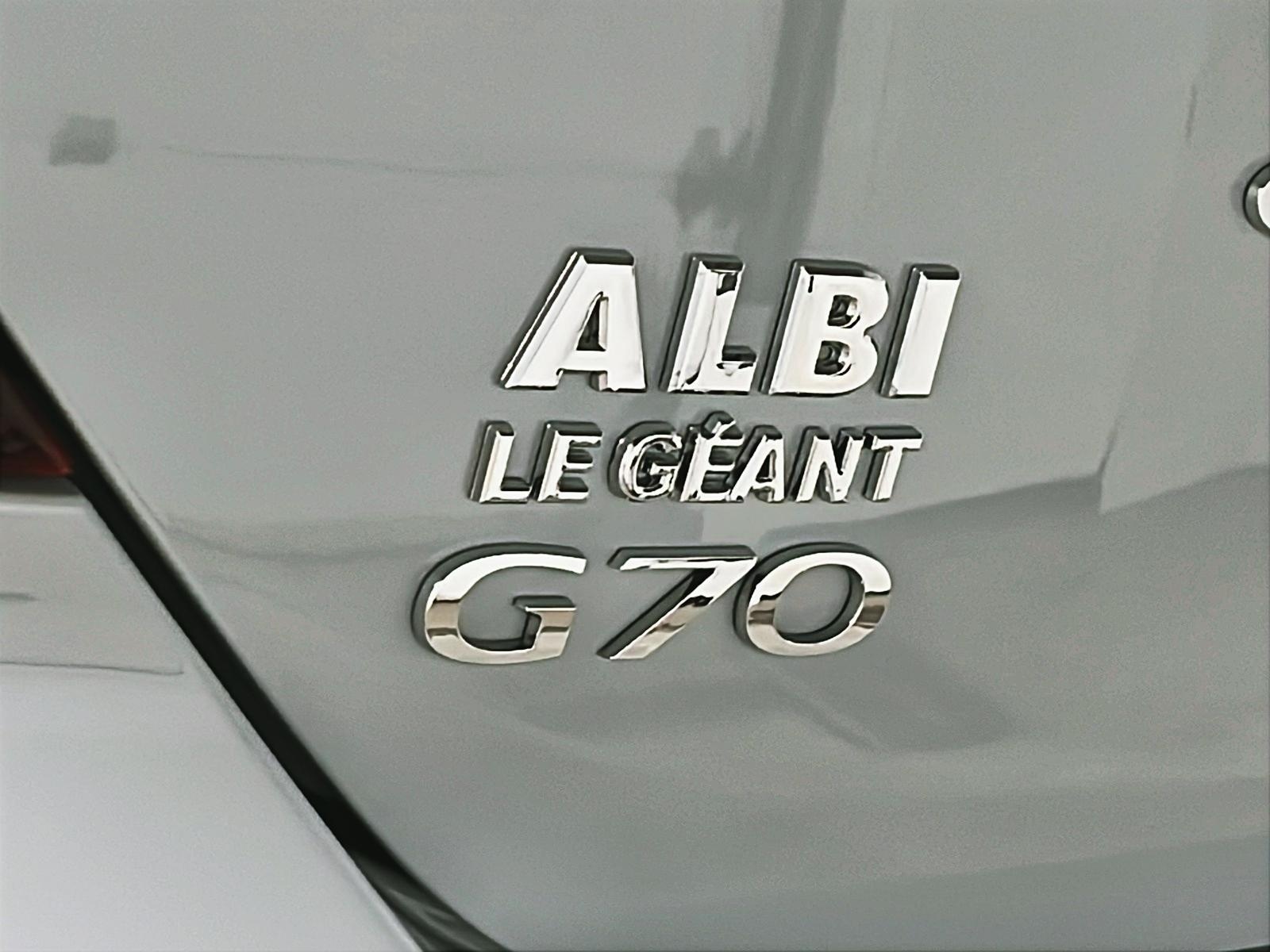 Genesis G70 SPORT 3.3T CUIR TOIT NAV 4RM 2023 - image #28