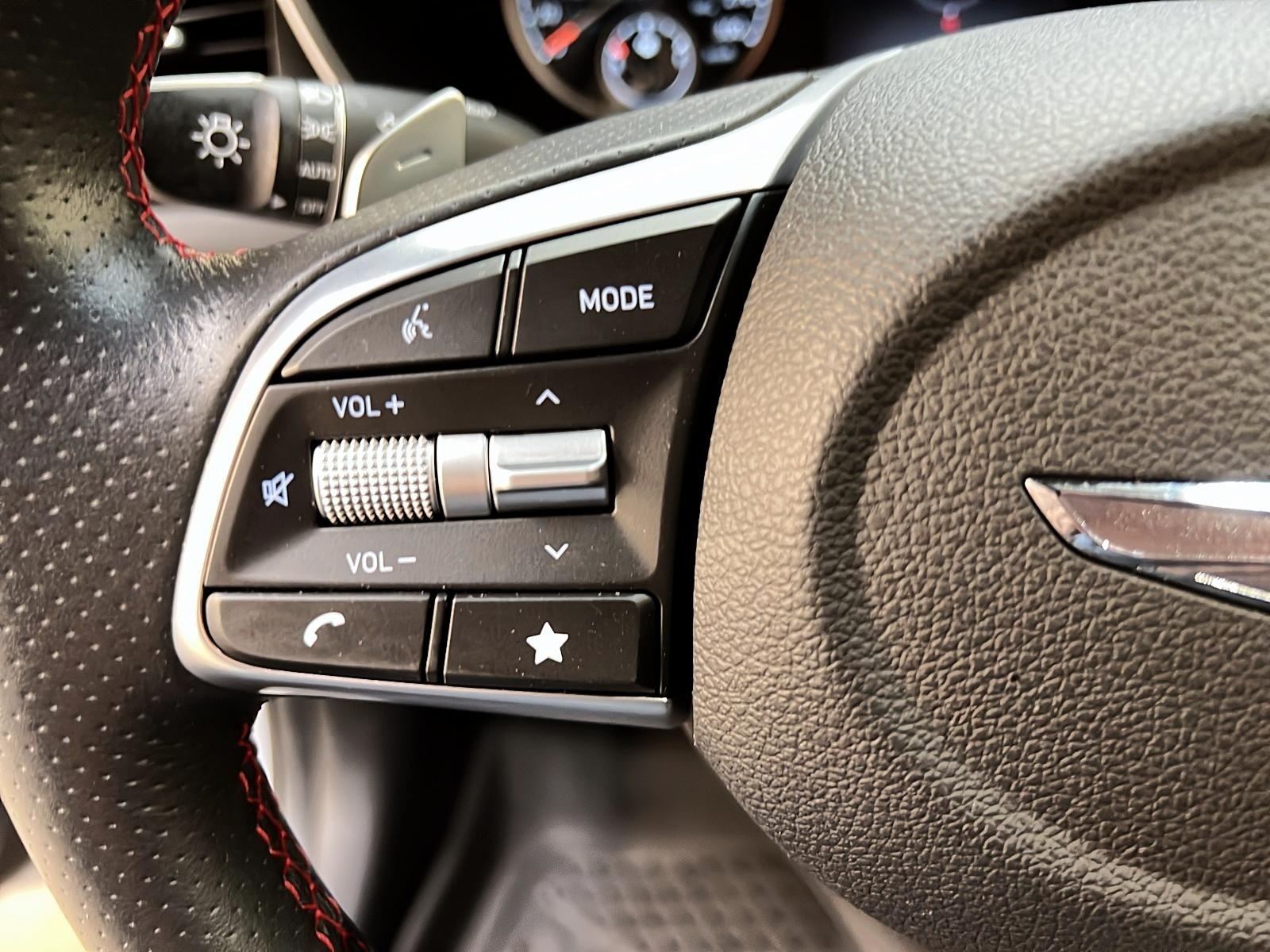 Genesis G70 SPORT 3.3T CUIR TOIT NAV 4RM 2023 - image #22