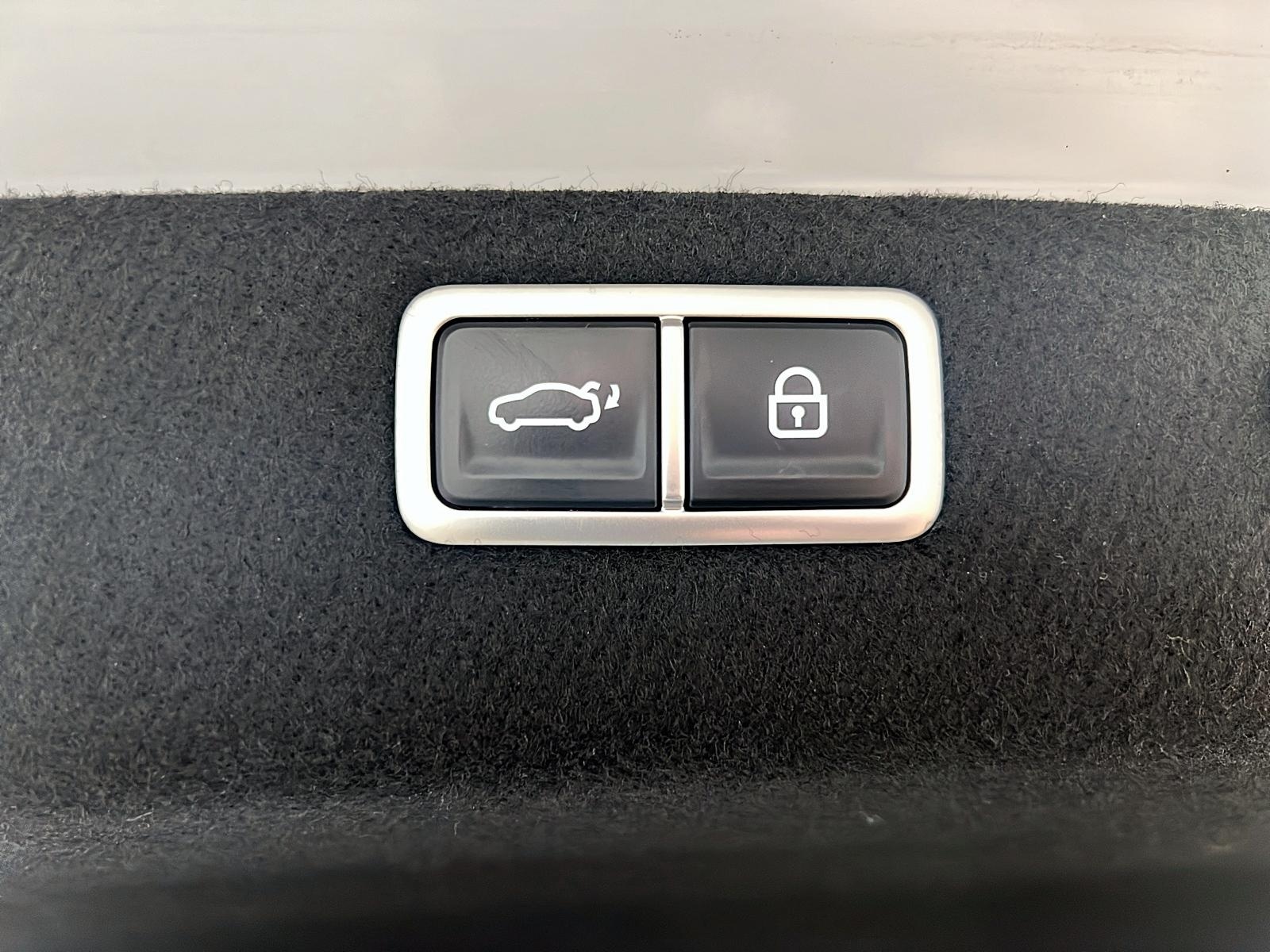 Genesis G70 SPORT 3.3T CUIR TOIT NAV 4RM 2023 - image #14