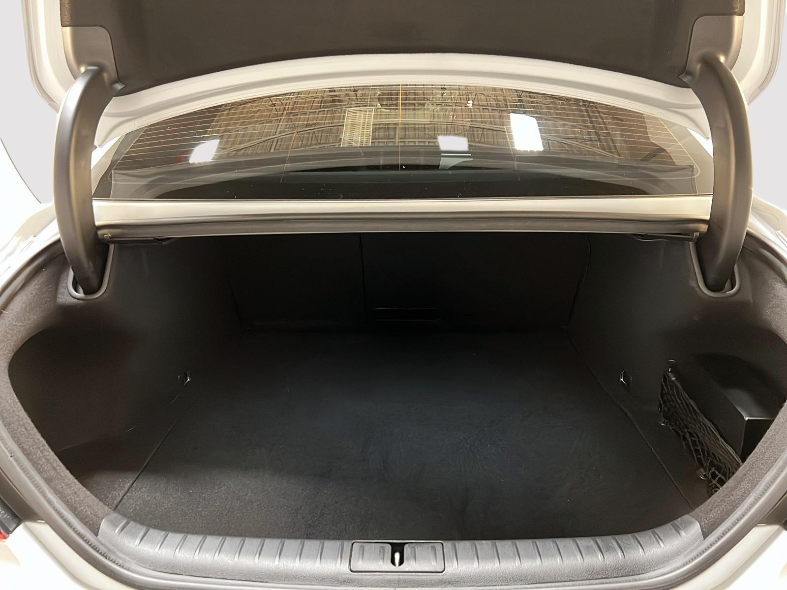 Genesis G70 SPORT 3.3T CUIR TOIT NAV 4RM 2023 - image #13