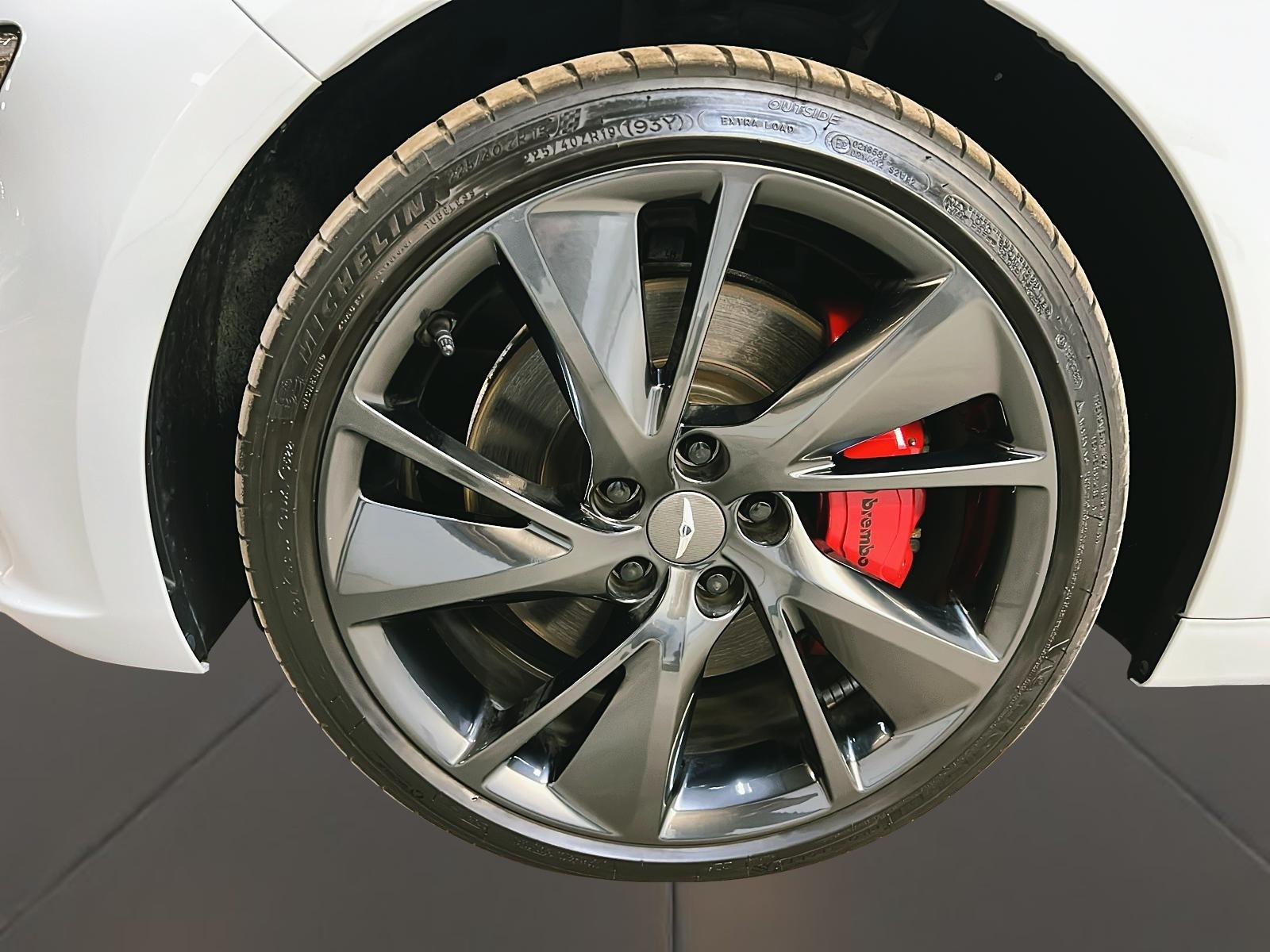 Genesis G70 2023 - Image #31