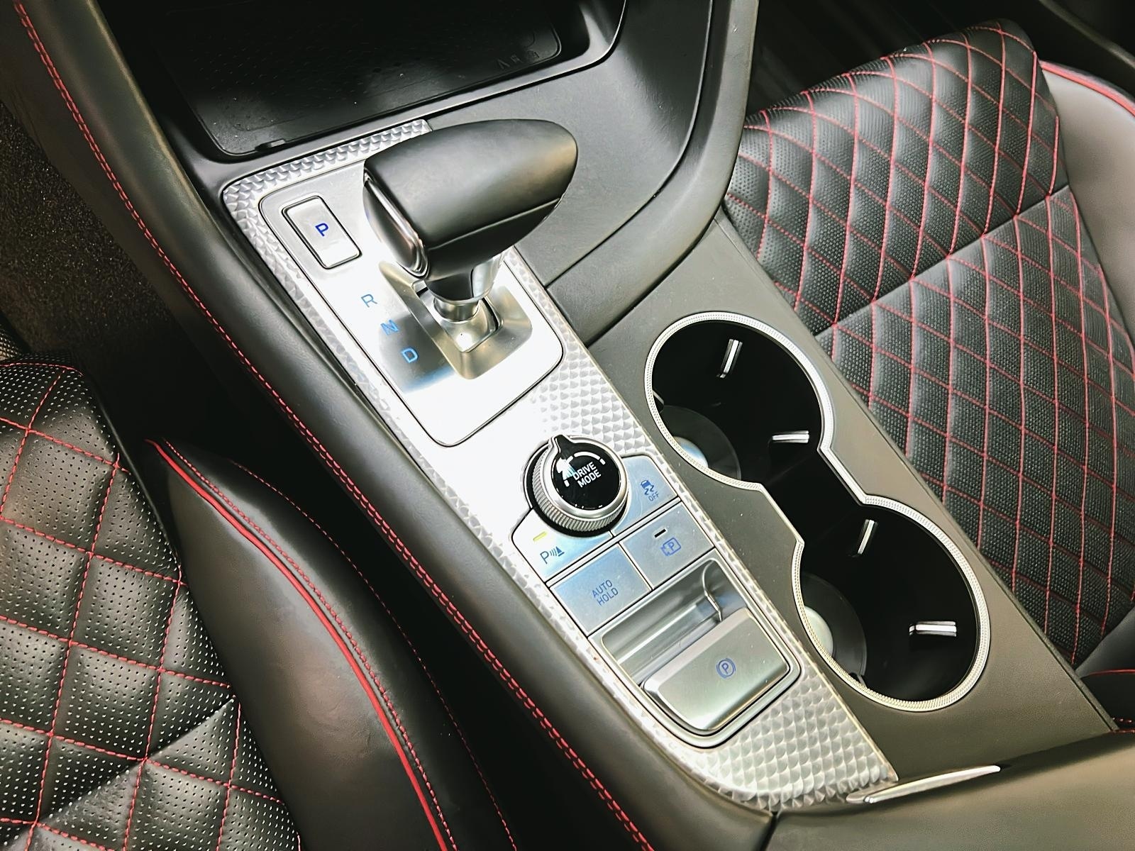 Genesis G70 SPORT 3.3T CUIR TOIT NAV 4RM 2023 - image #15